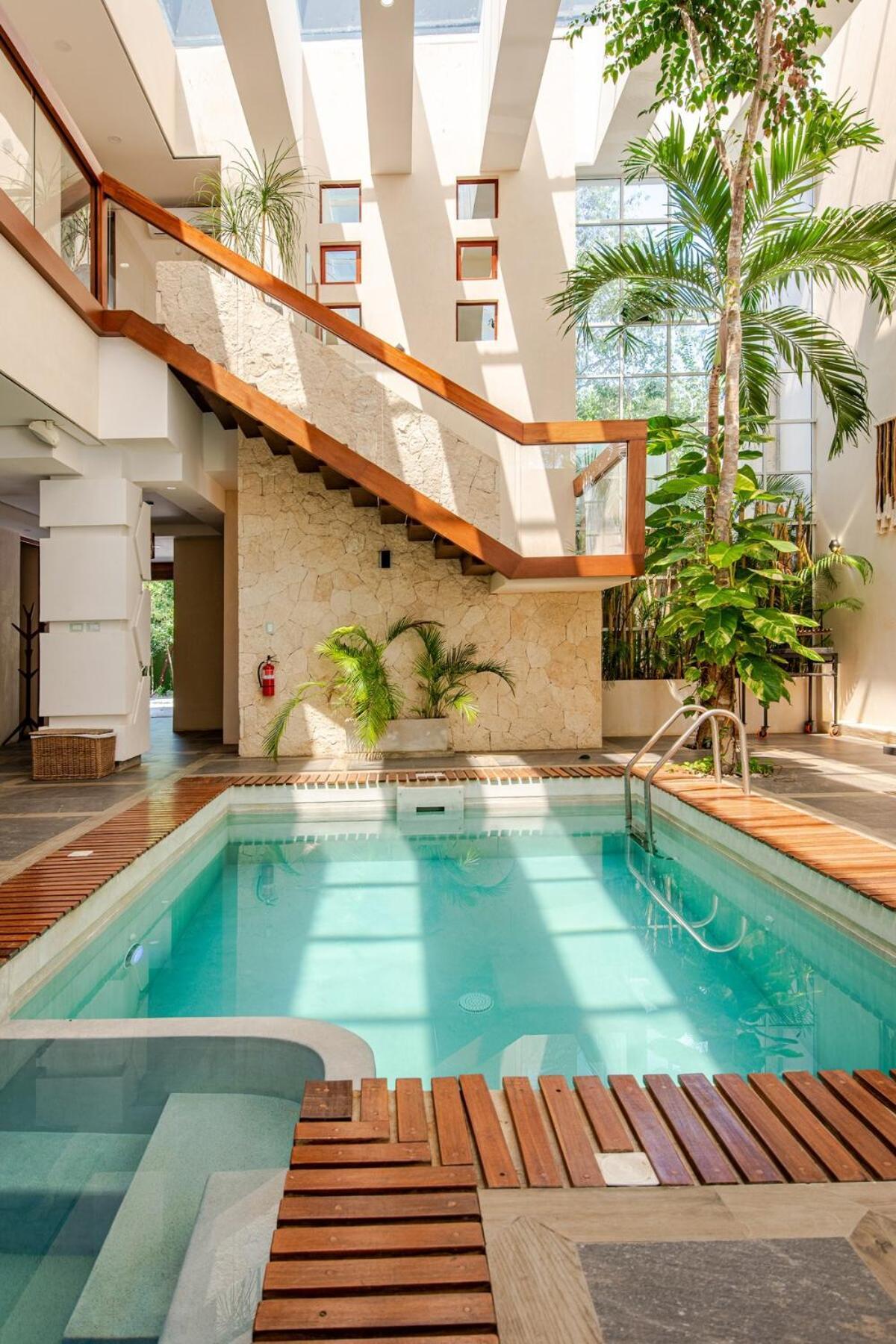 Villa Wayak Luxury 5br Private Pool Gym, 24 7security