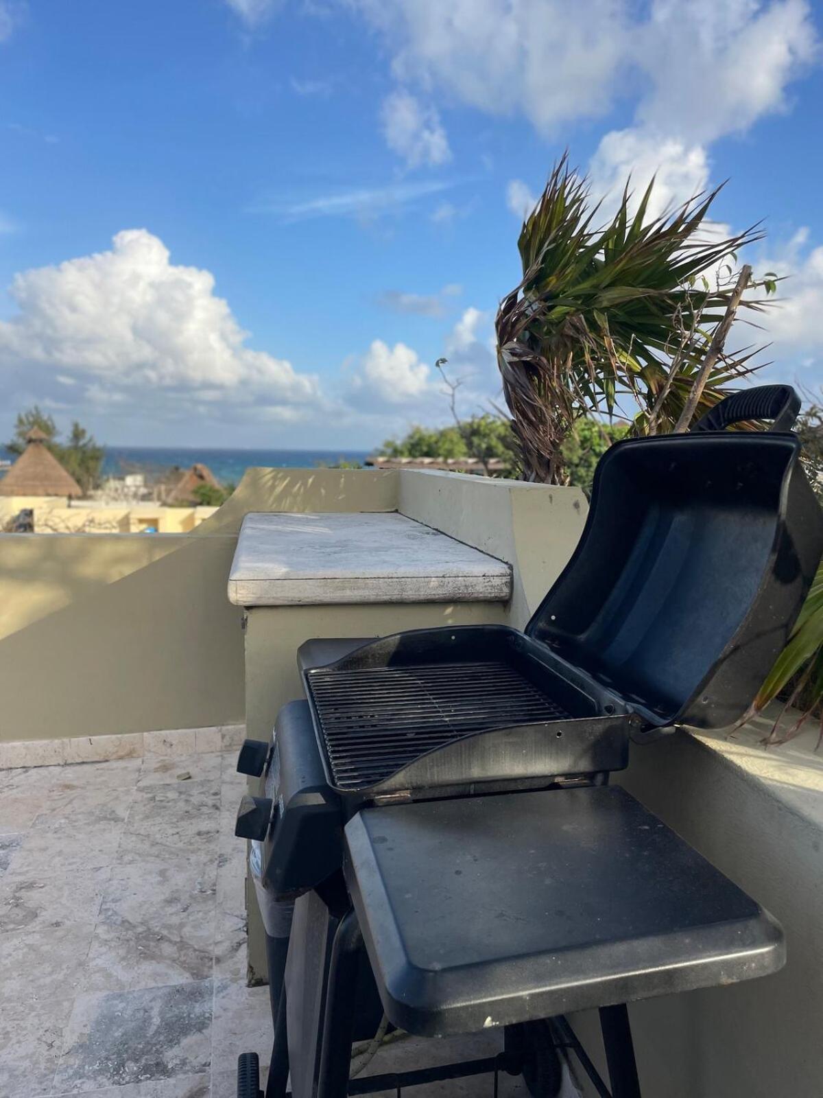 2br Kobah 1 Block To & 5th Pool Gym Apartamento