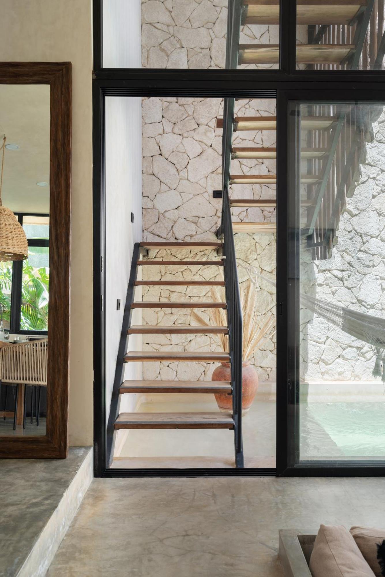 Rousseau Jungle Priv Pool Concierge 1b Villa