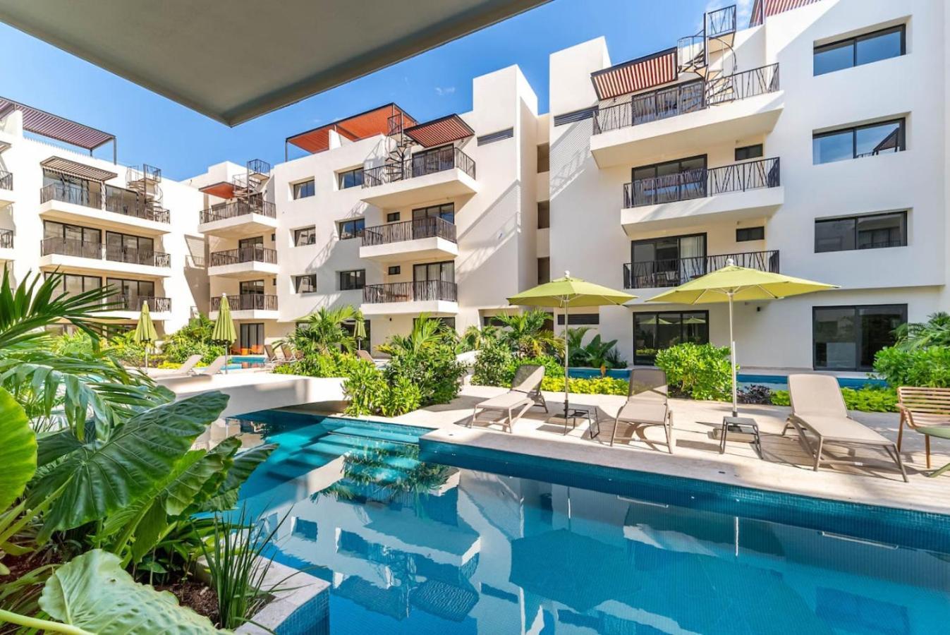1bd W Private Balcony And Pool In Aldea Zama *