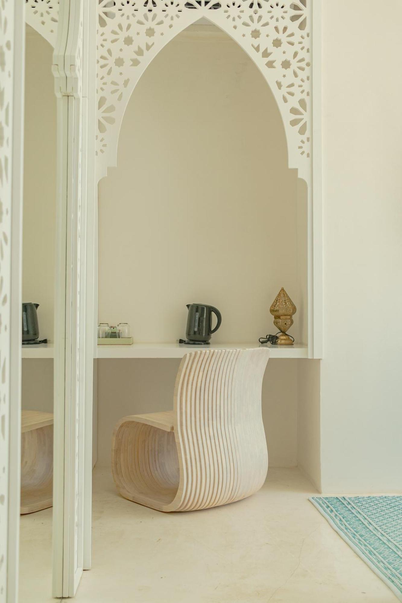 Sana Beachfront Boutique 5*