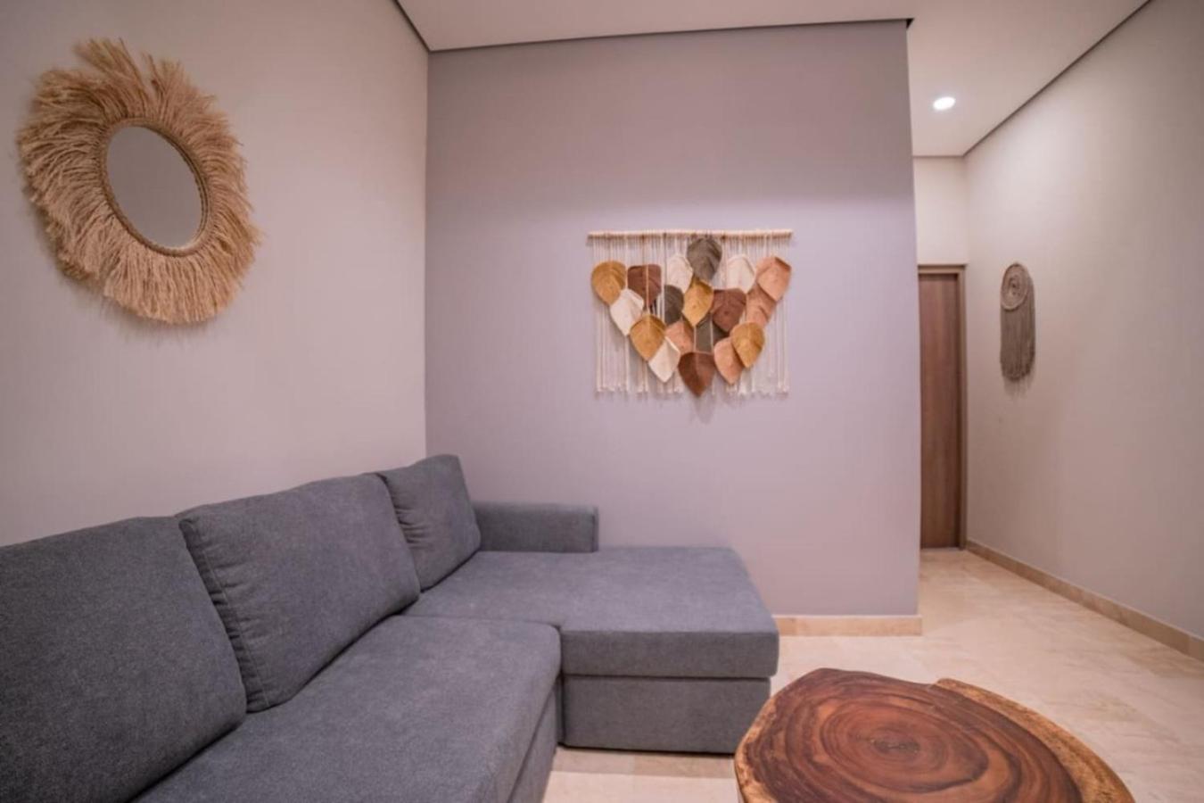 Amira Walking To The Tati Apartment