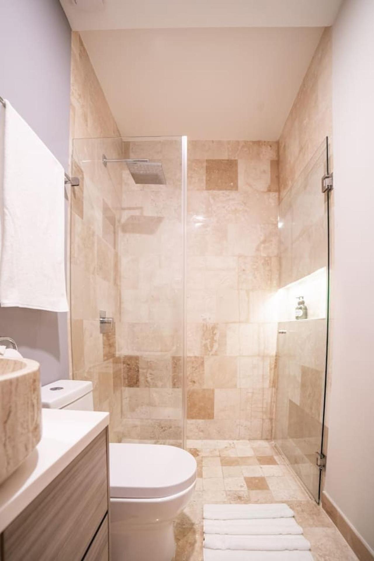 Amira Walking To The Tati