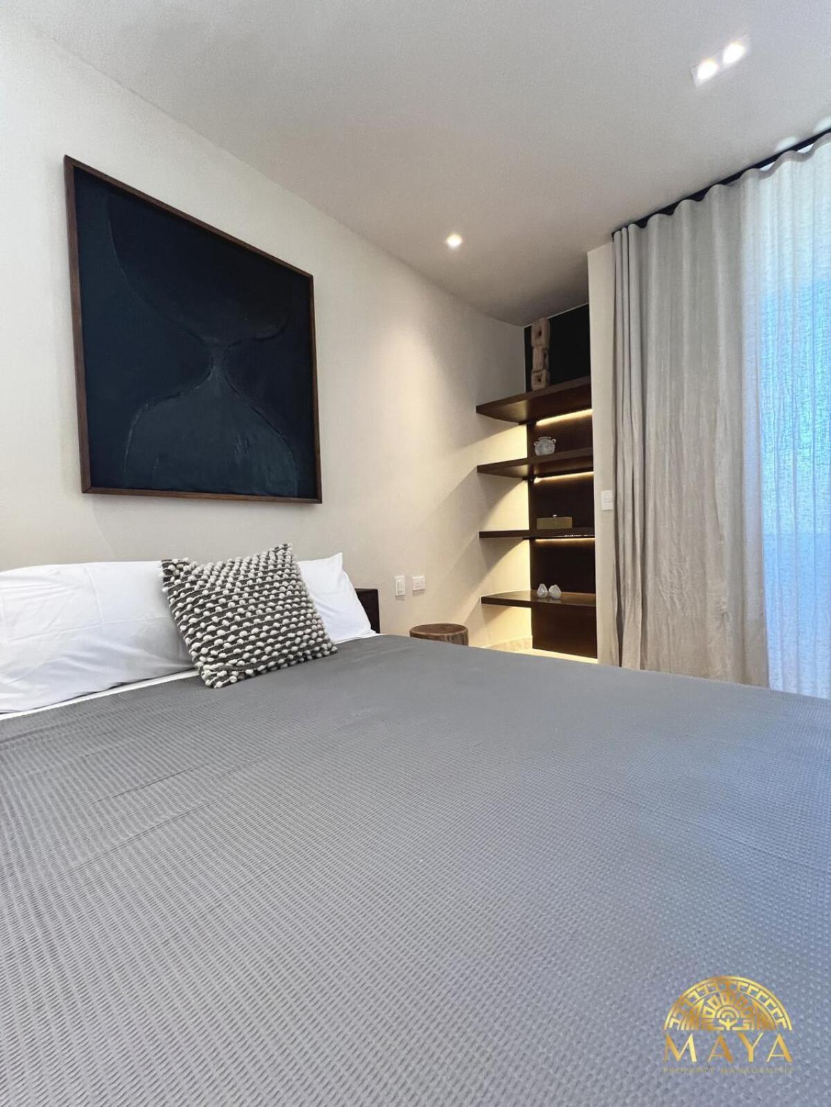 Peregrina 302a 2br Luxury