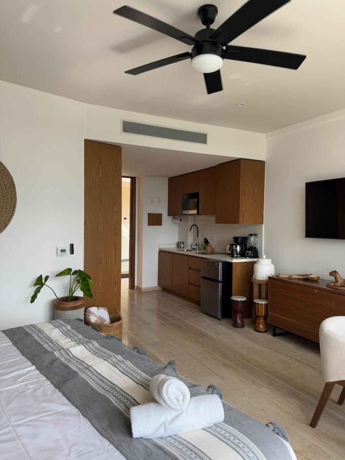 Apartment Luxurious Mistiq Gardensii Pool Beachclub