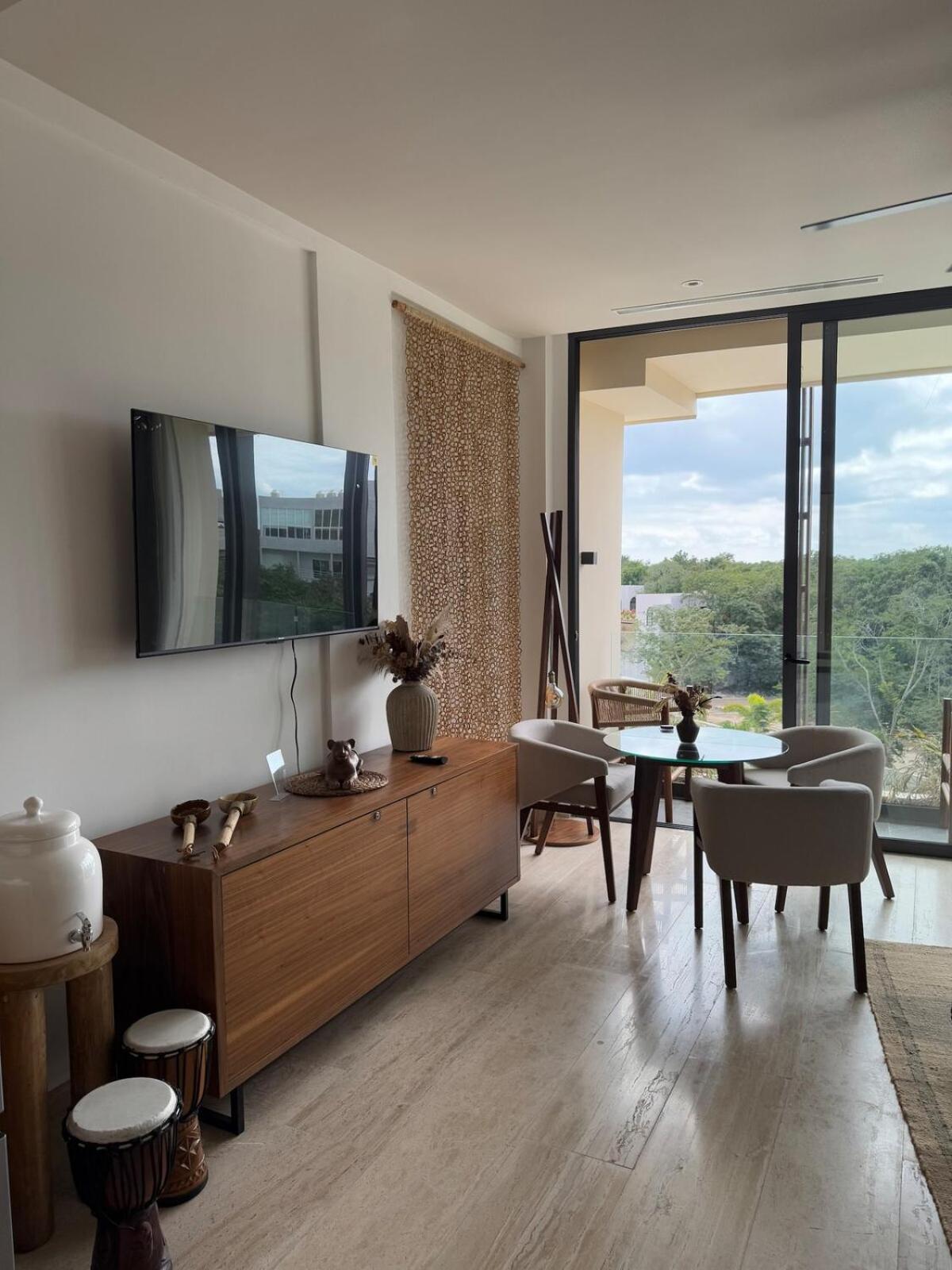 Apartment Luxurious Mistiq Gardensii Pool Beachclub