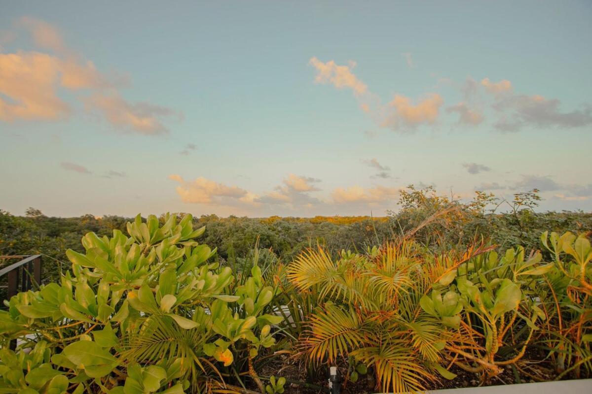 Nina Bonita Kukulkan Road