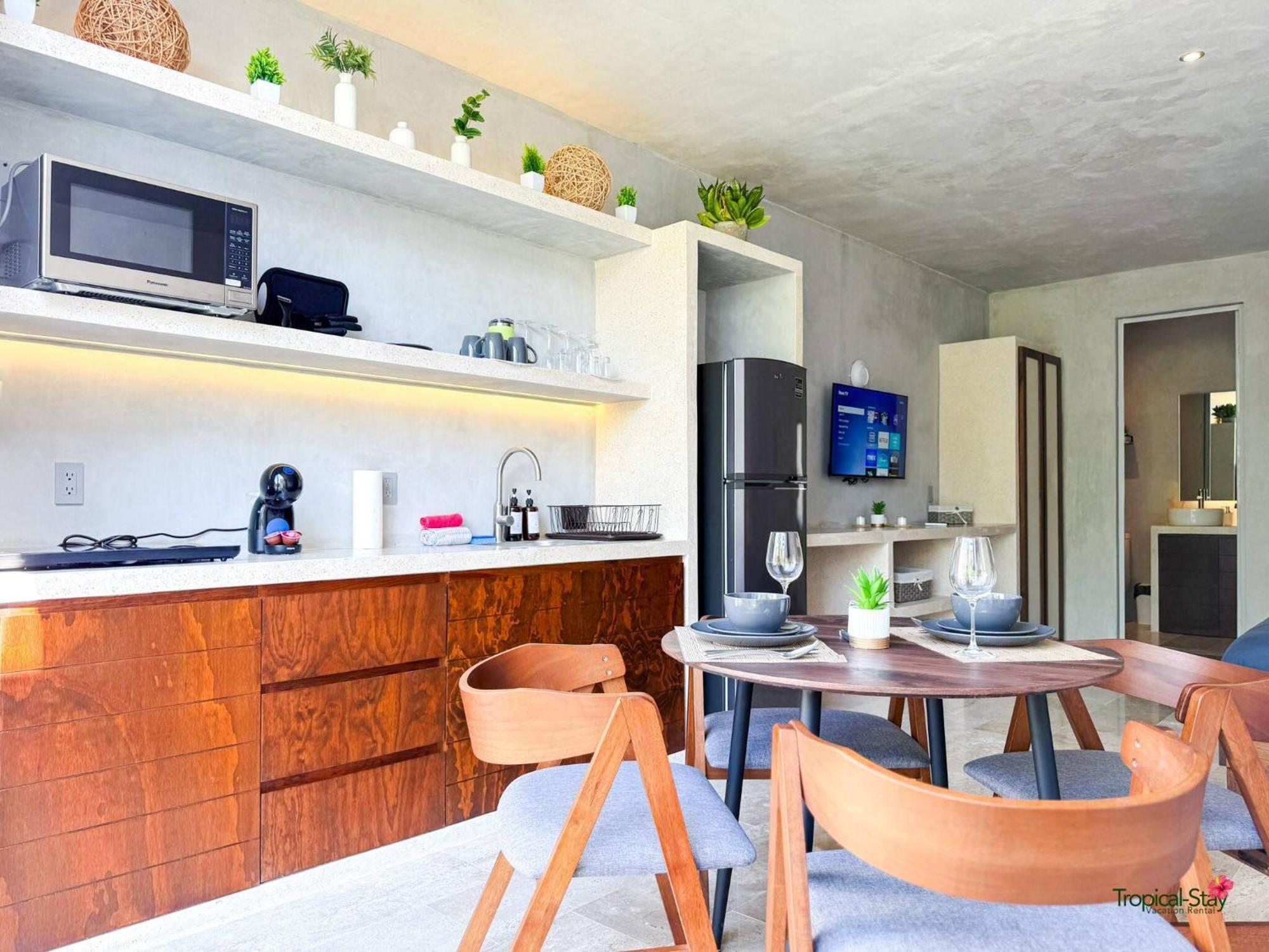 Apartment Private Pool & Grill 2 Bedroom 417 Selva