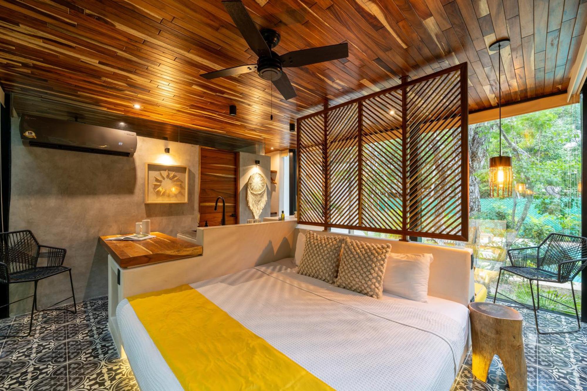 Chay Glass Jungle House * Tulum