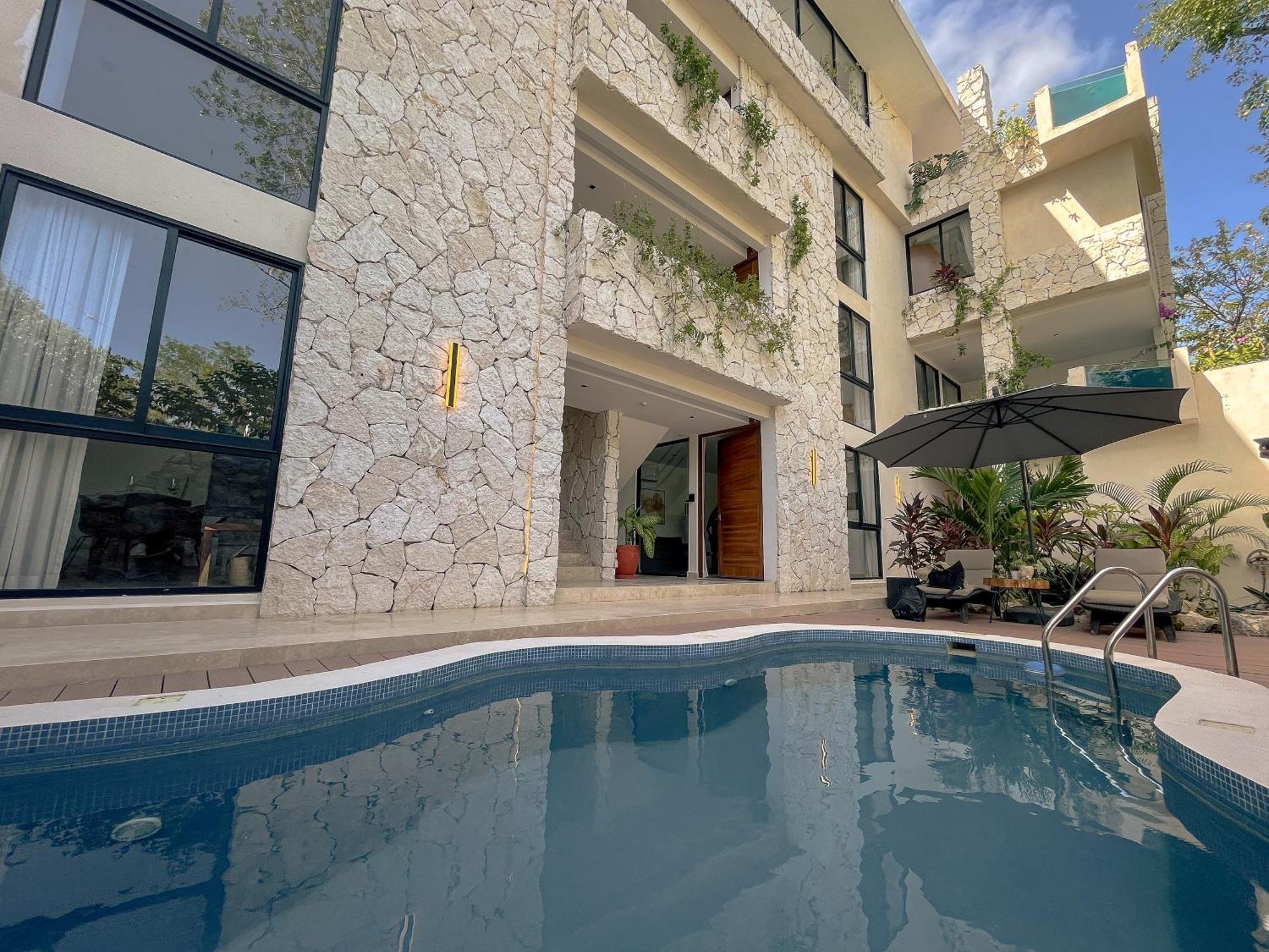 Aparthotel Sak Tuunich Luxury Residences 4*