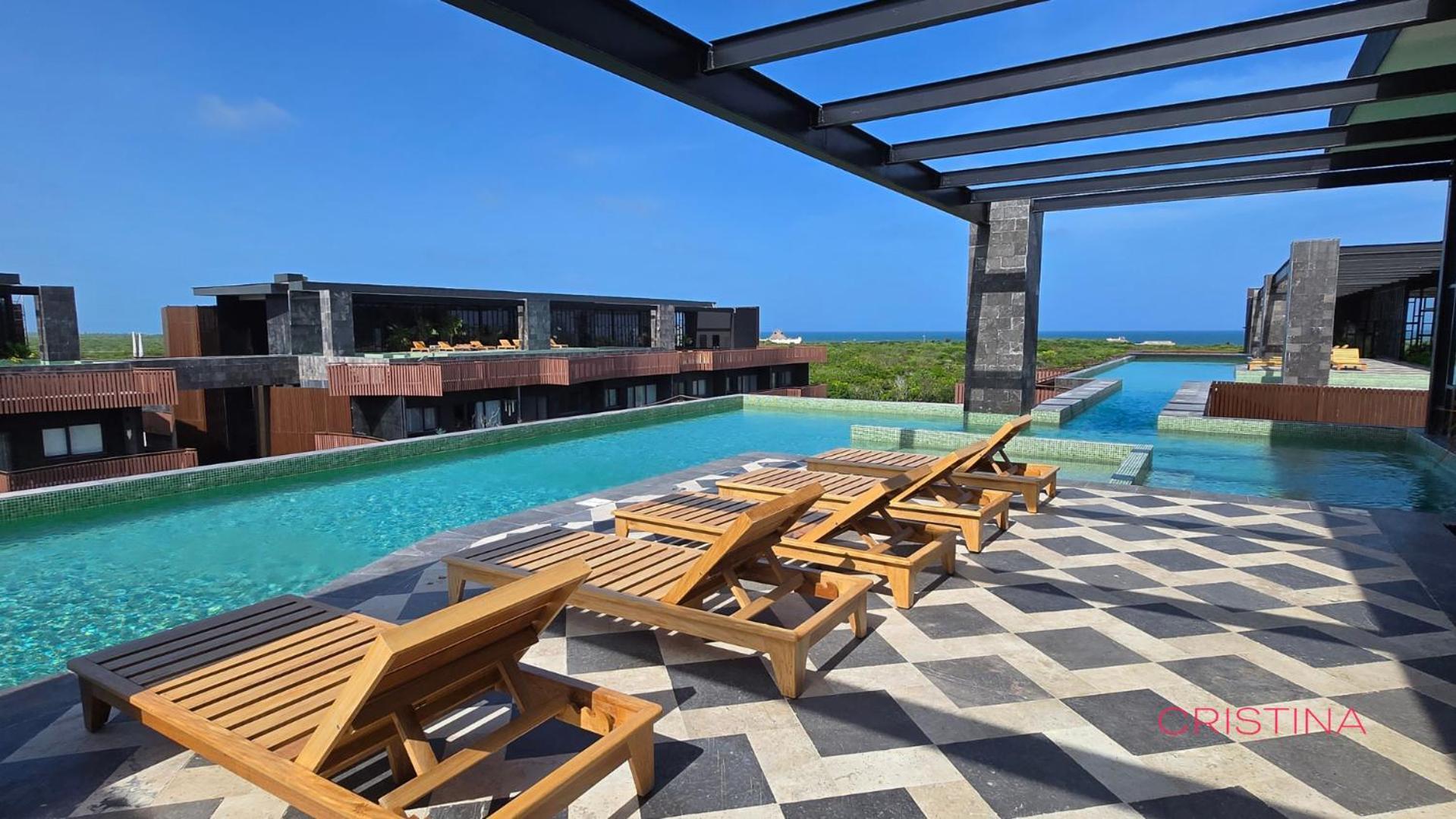 Private Pool In Zone - Club Apartment