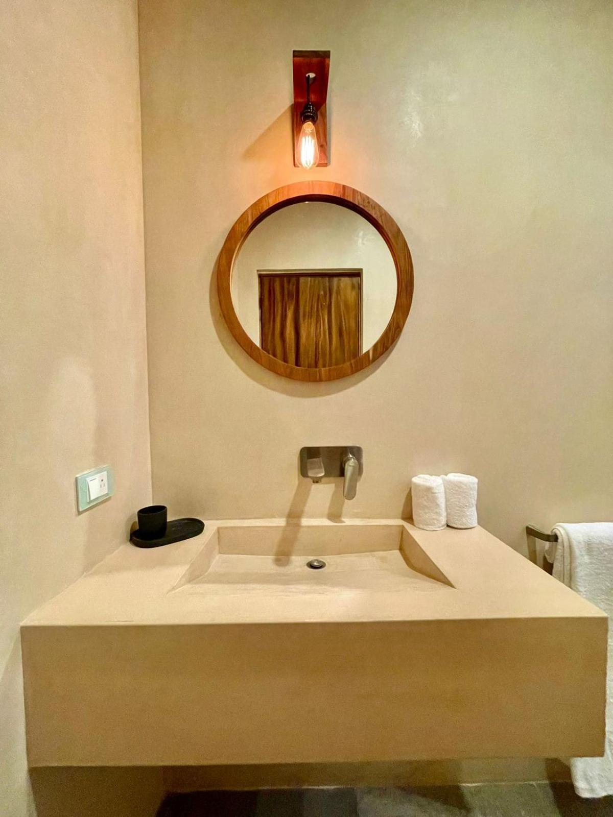 La Veleta, Pet Friendly Studio,laundry ,wifi 250mb,alberca Tulum