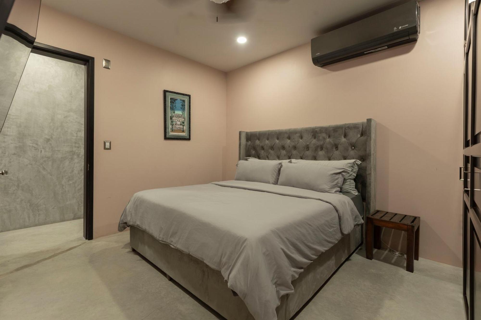 Casa Halo - Mansion, Nightclub, Pool, Sonos, Gated, Staff
