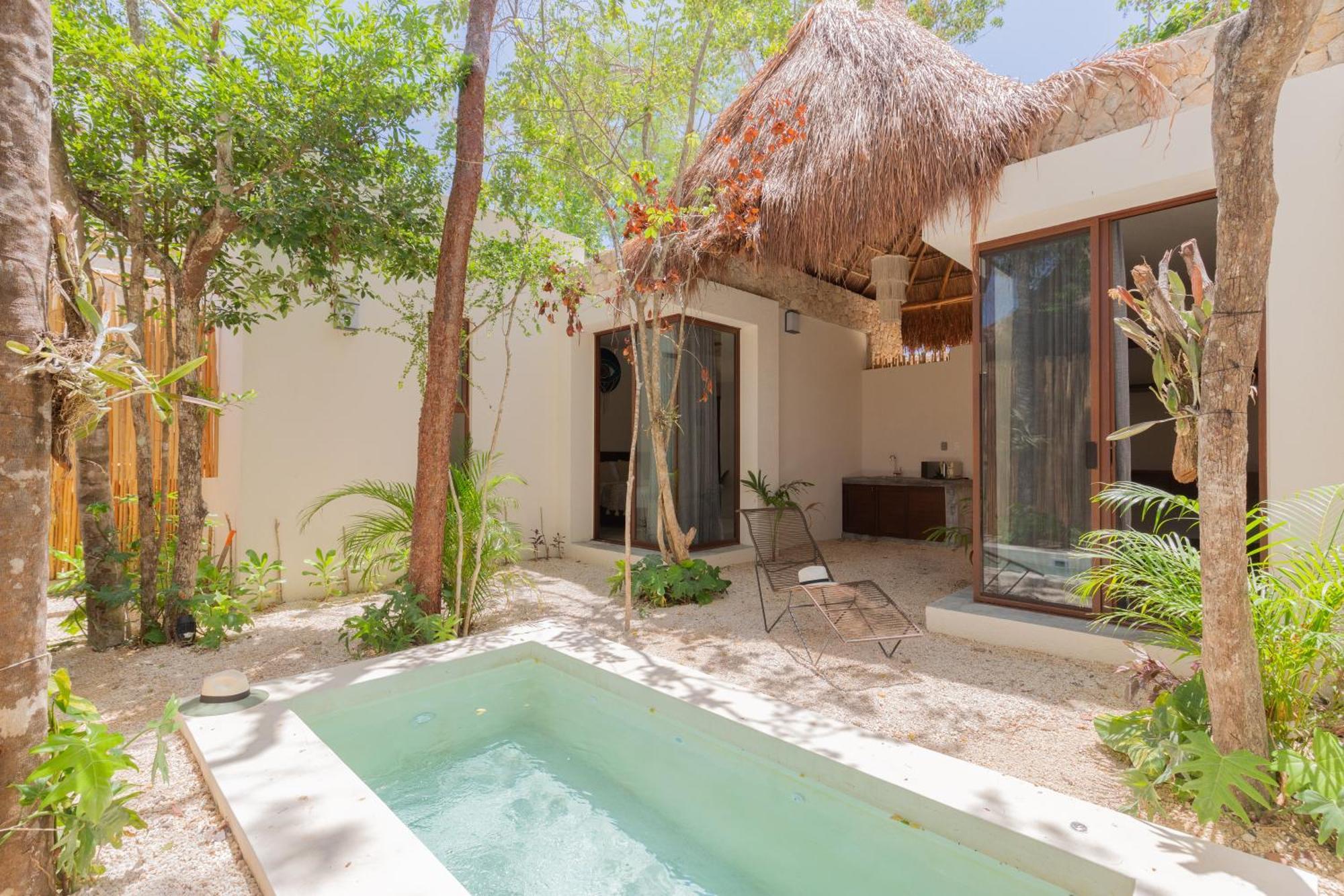 Zenda - Luxury Private Hotel 4*