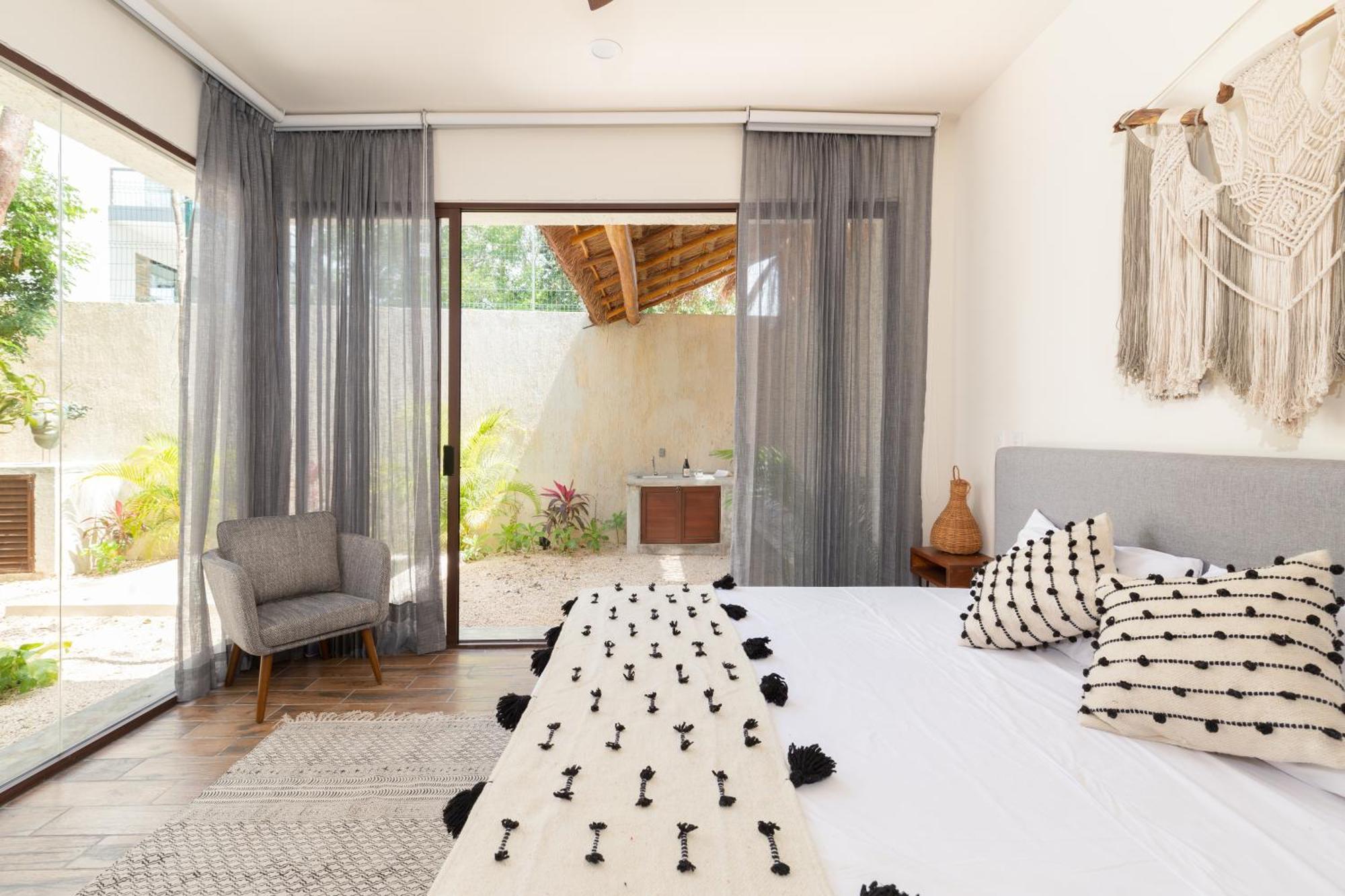 Zenda - Luxury Private Hotel 4*