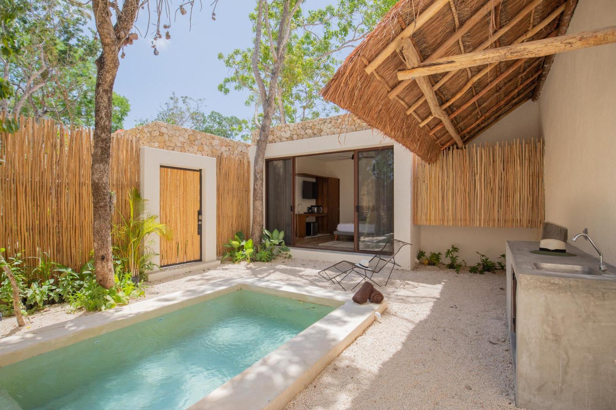 Zenda - Luxury Private Hotel 4*