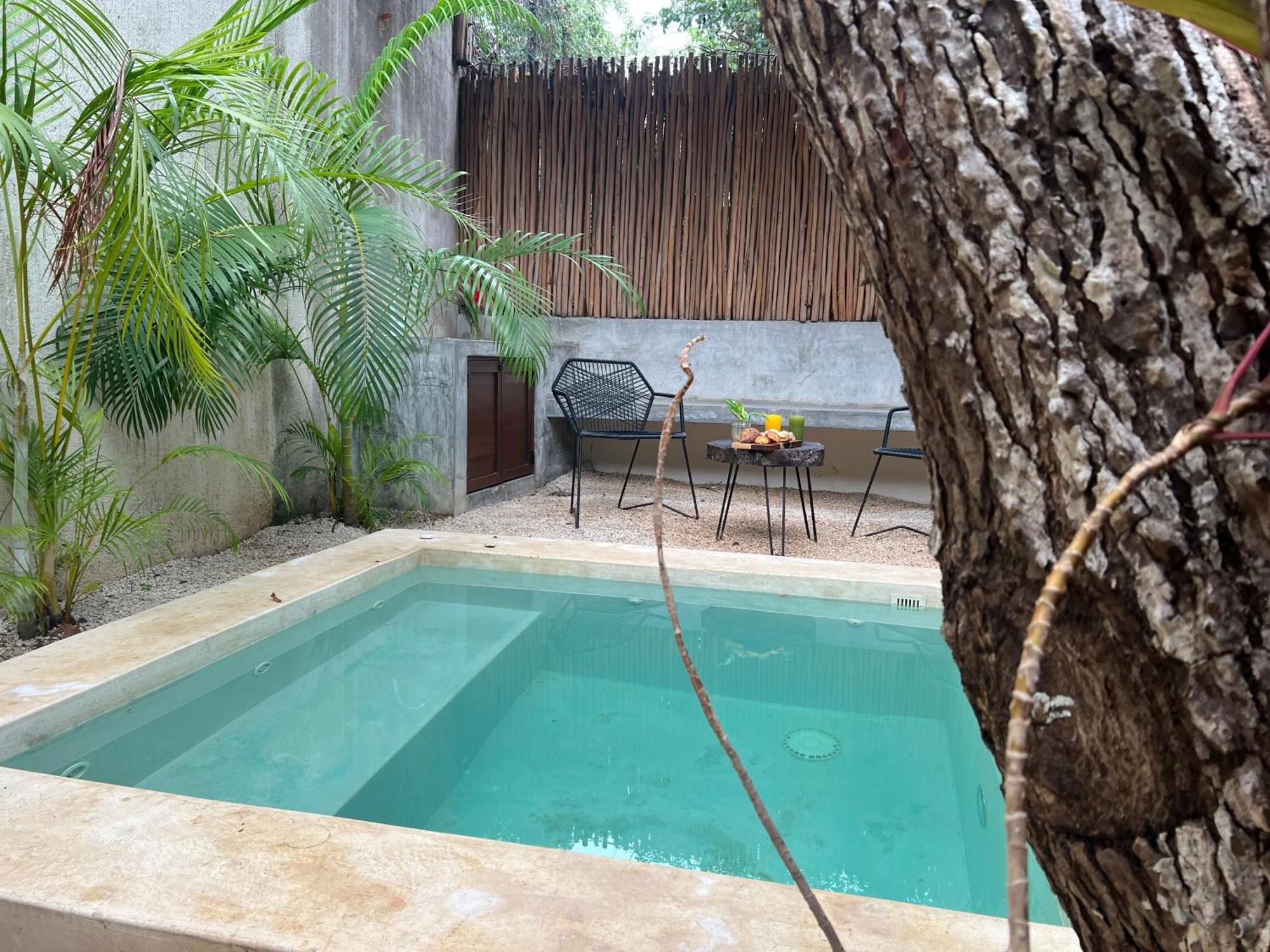 Zenda - Luxury Private Hotel