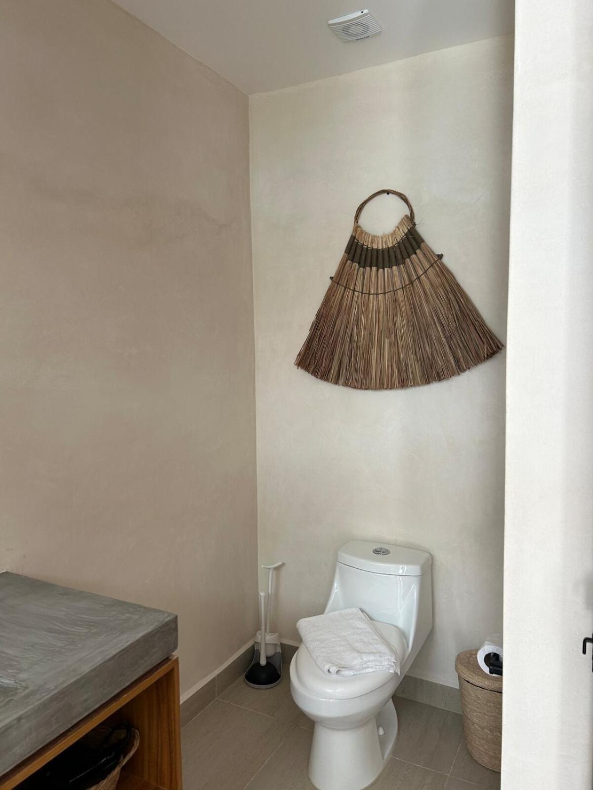 Apartment Your Perfect Space, Gf With Pool Access For 3