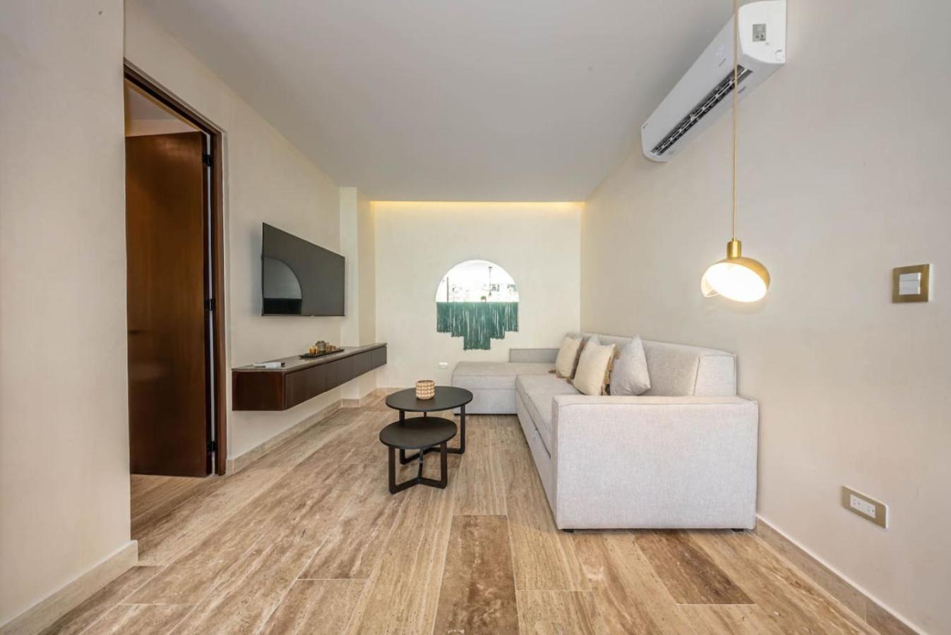 Elegant 2br W Rooftop Pool Close To * Tulum
