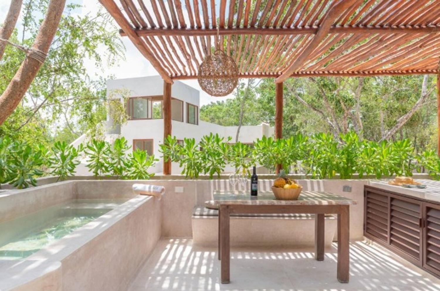 Apsara Private With Plunge Pools *