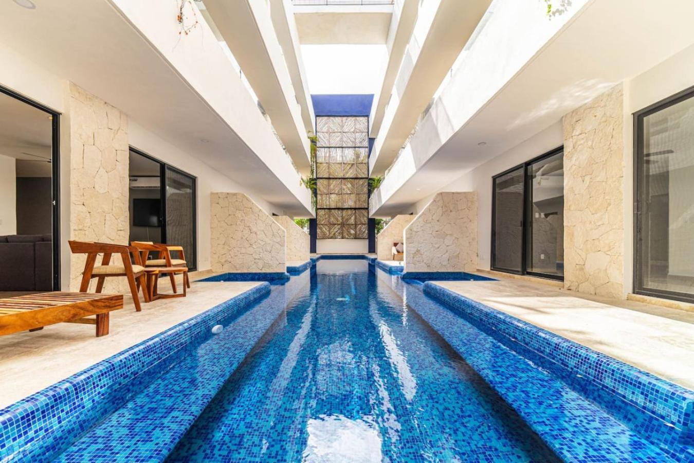 Lux 2 Bd Corner W Swim Up Pool Aldea Zama