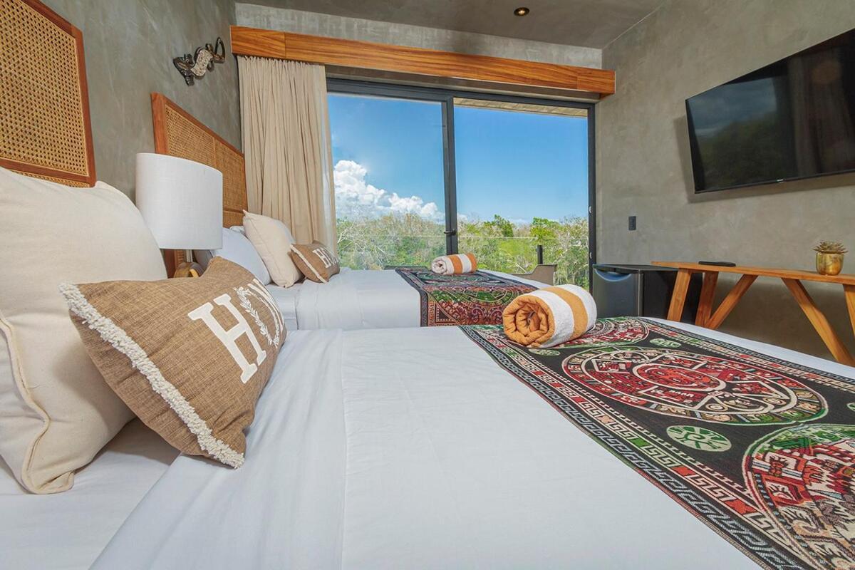 New Bamboo K'aak Pool & Roof *