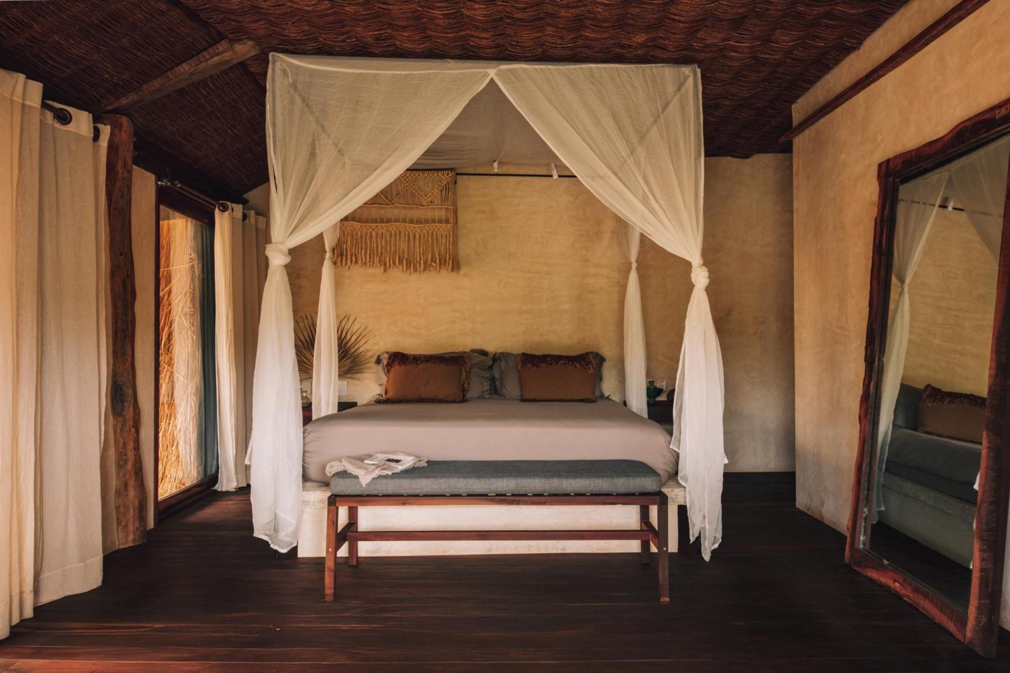 Hotel Radhoo (adults Only)