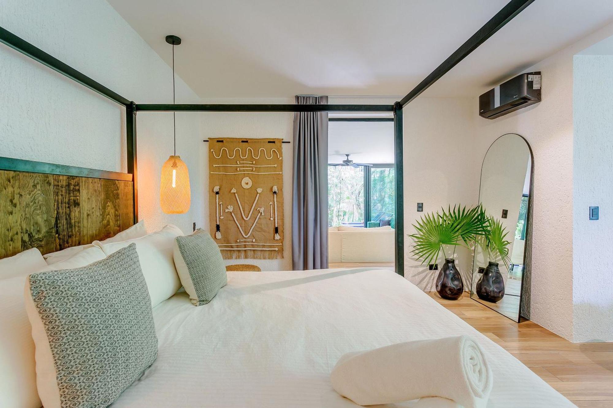Luxurious Oasis Jacuzzi With Art Gallery And Pool Apartamento *