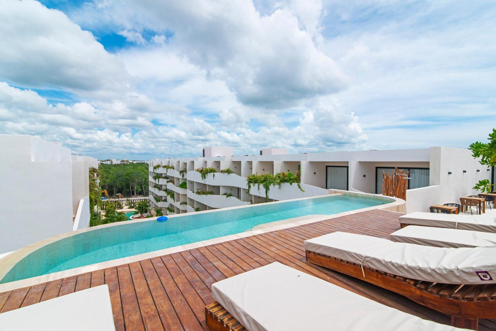 Guest - Elements 4* Tulum