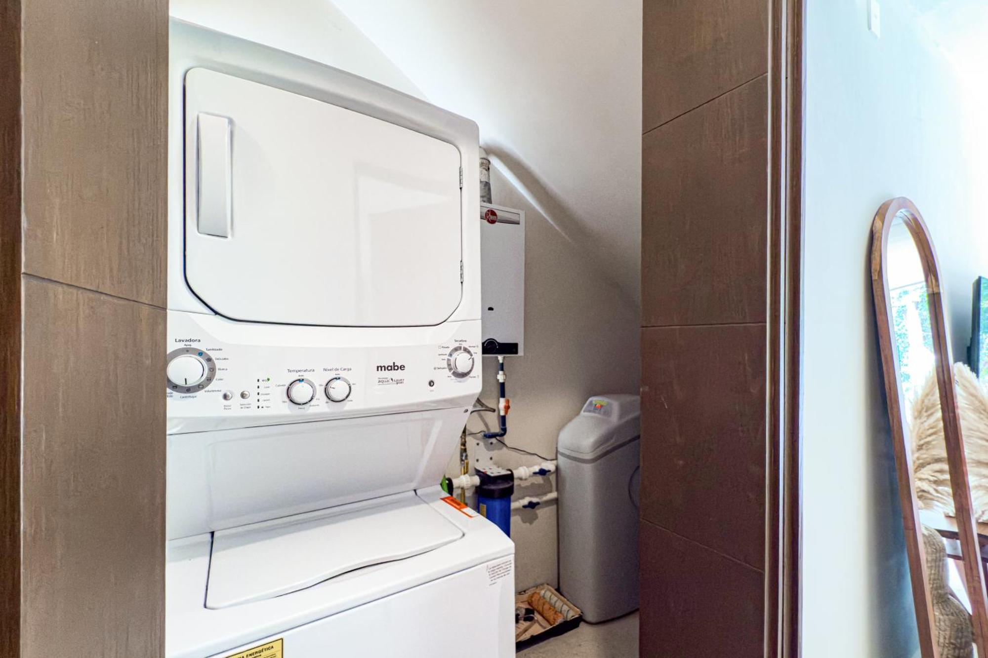 Paradise Awaits @ Tao Edena 32