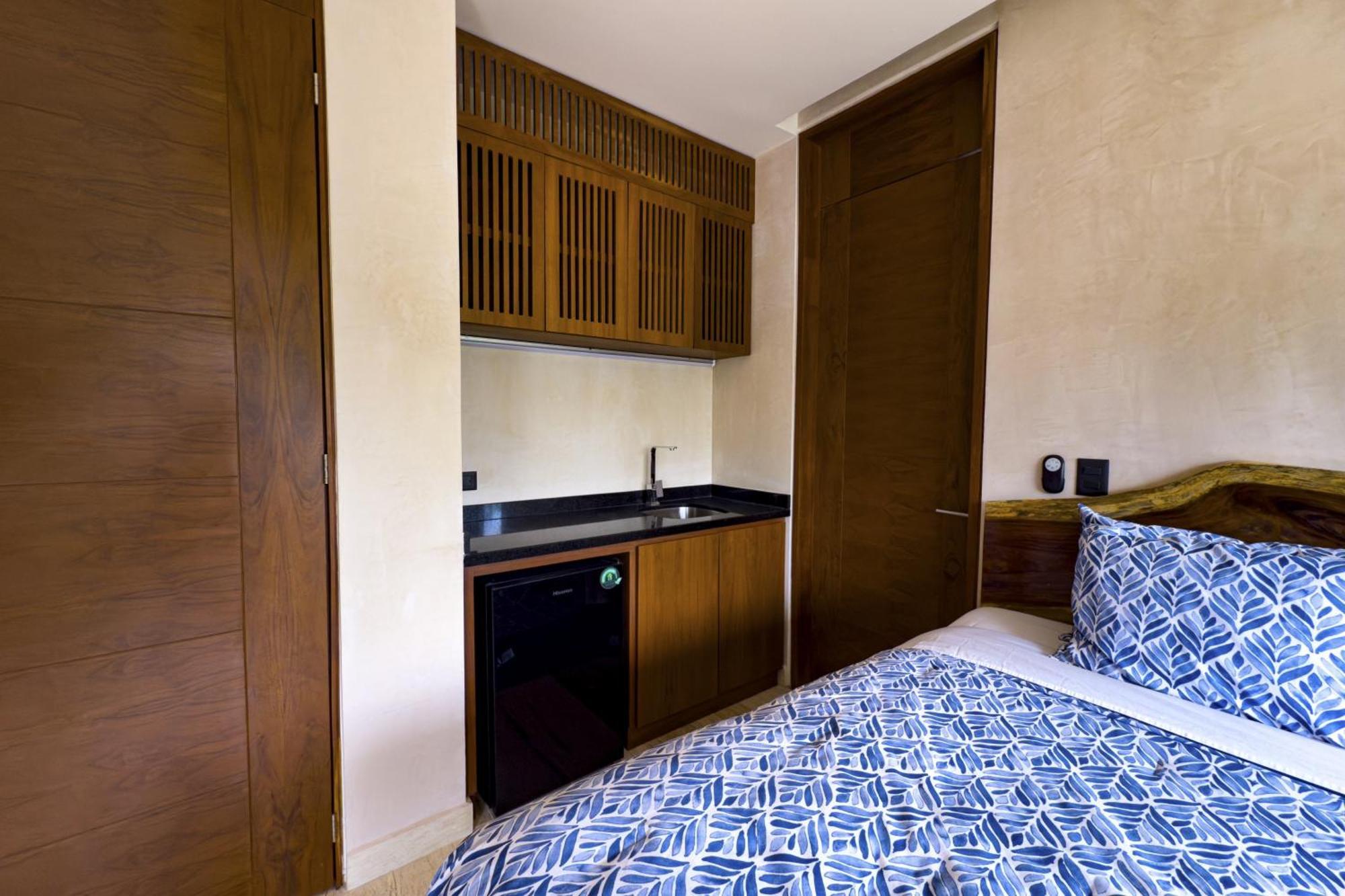 Botanica Tulum, # 302 Ph, Aldea Zama Apartment *