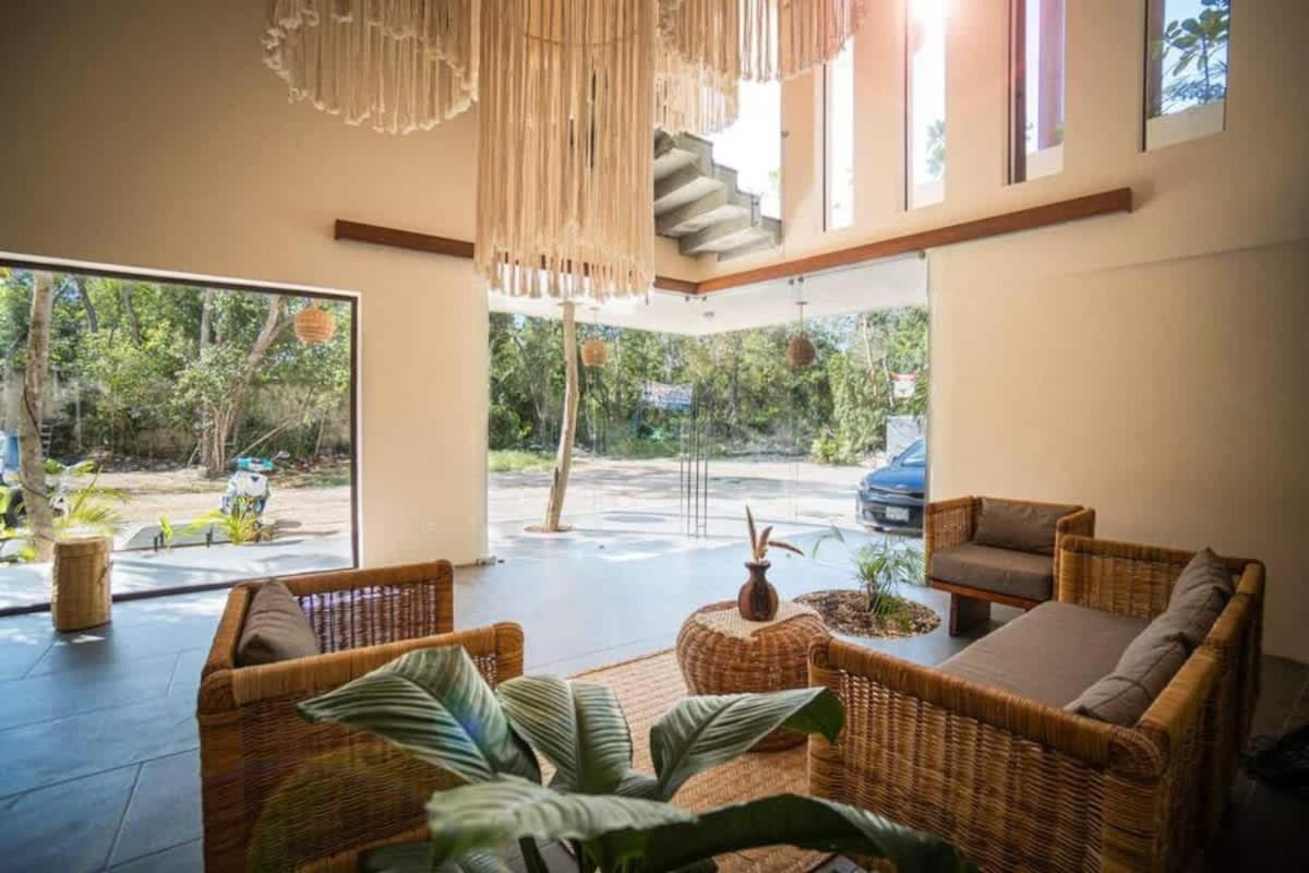 Getaway - 1br With 2 Queen Beds Pool Office Area & Gym