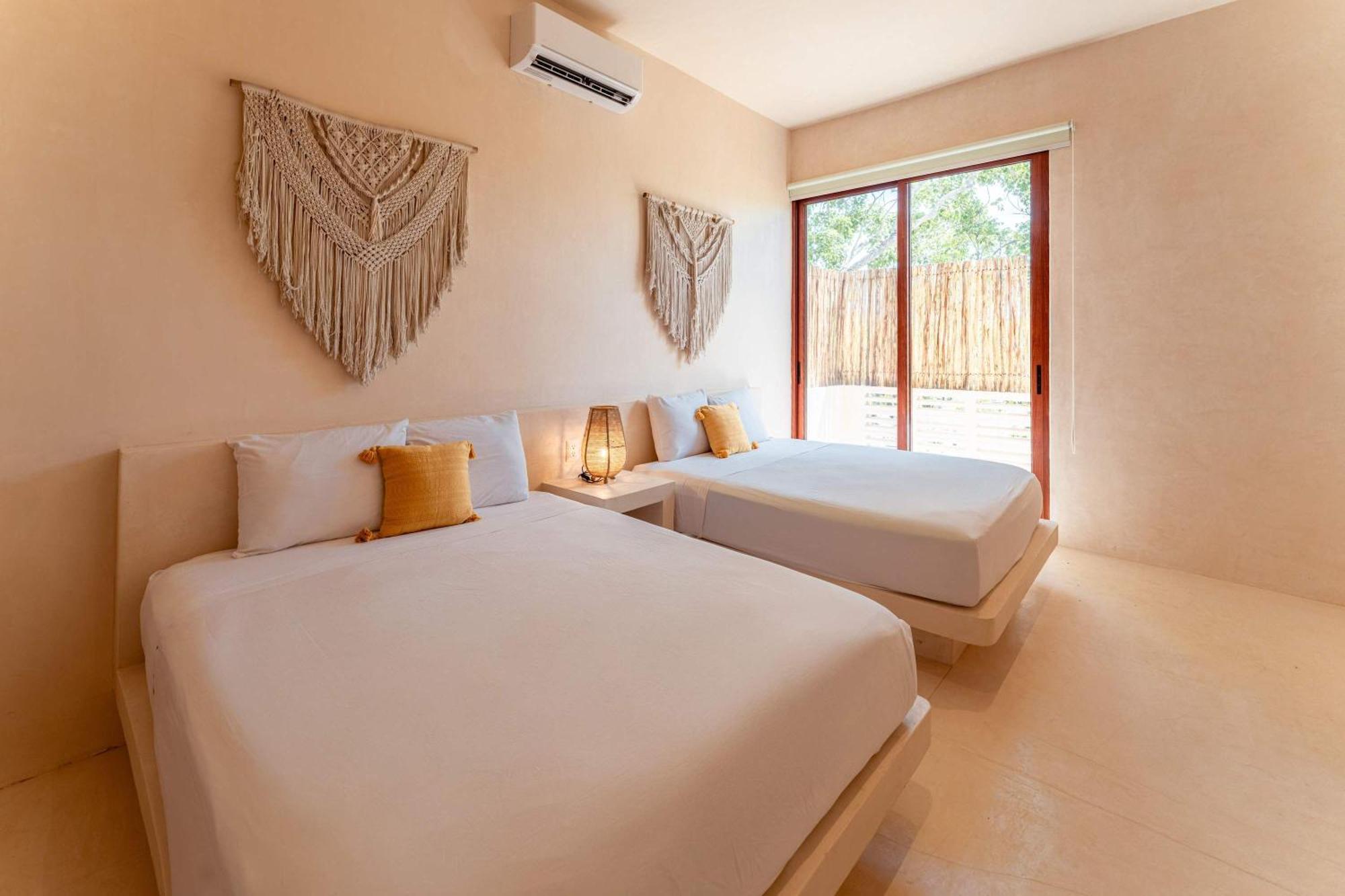 Ahal Luxe 3br Penthouse Haven With Private Rooftop Pool & Plunge Pool *