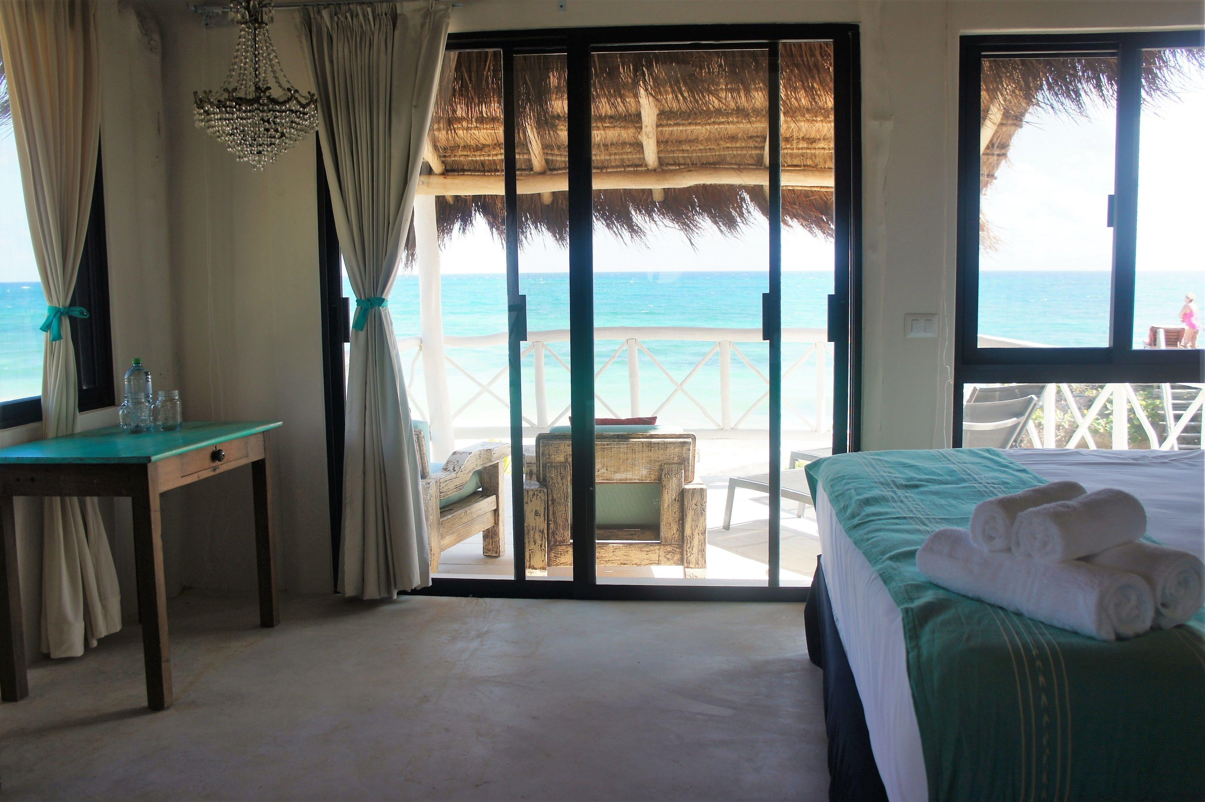 Punta Piedra Hotel