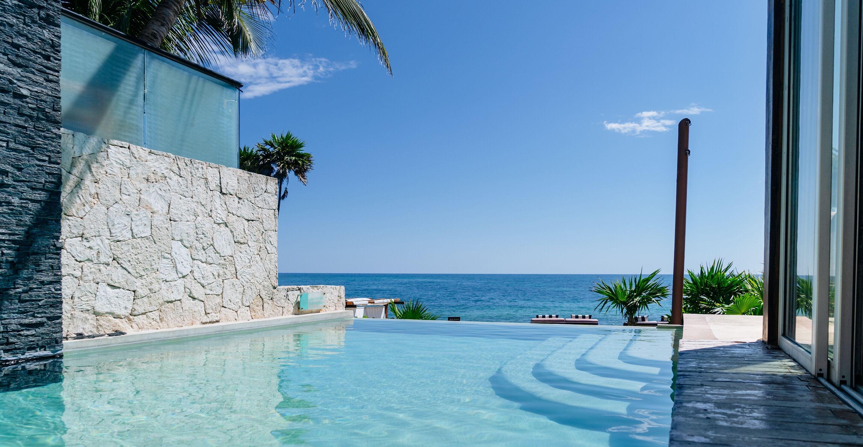 Mi By La Zebra, An Slh (adults Only)