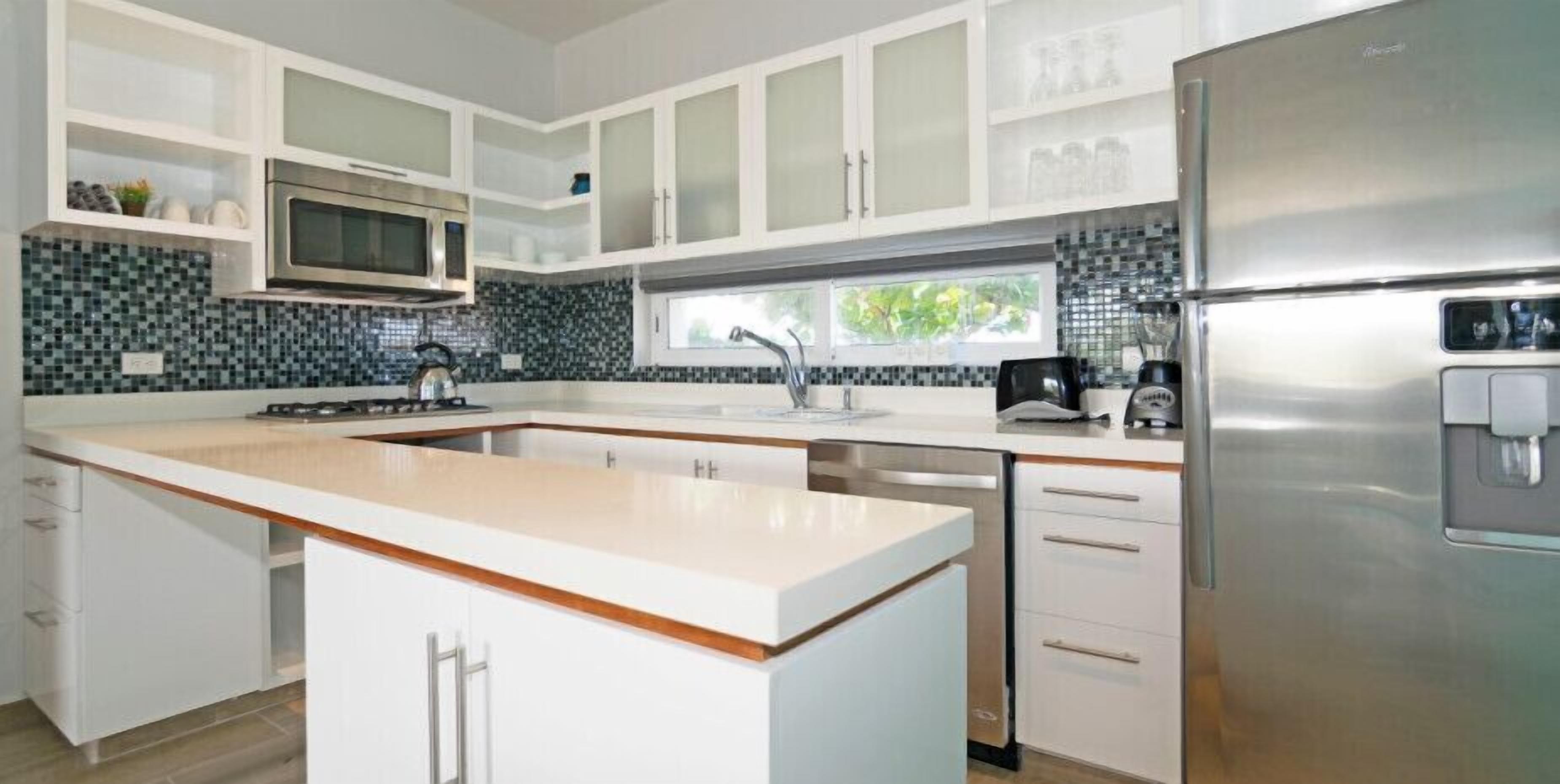 Azura Boutique Hotel 4*