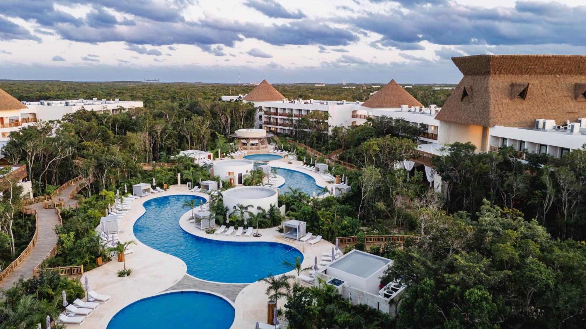 Hotel Mundo Maya