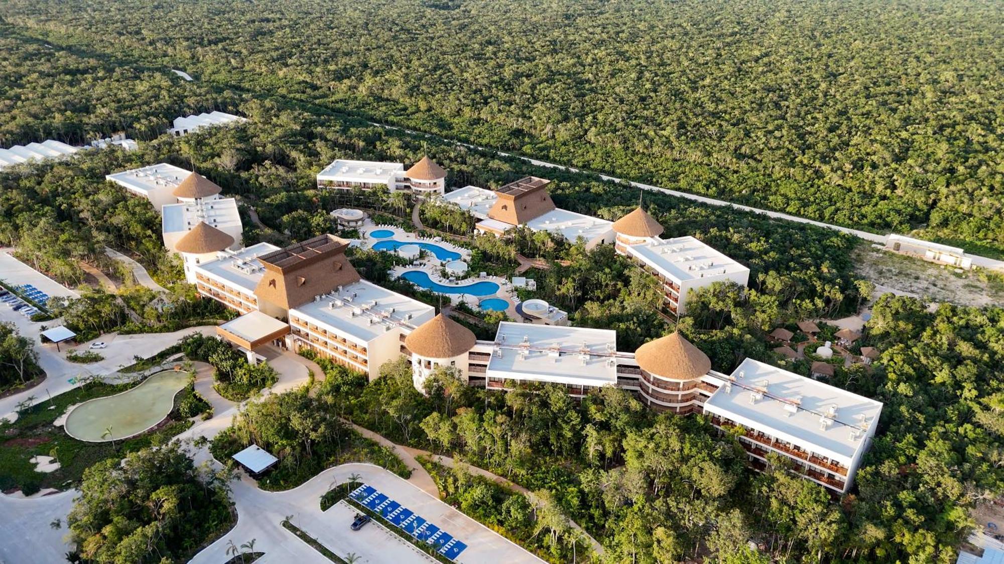 Mundo Maya Hotel 5*