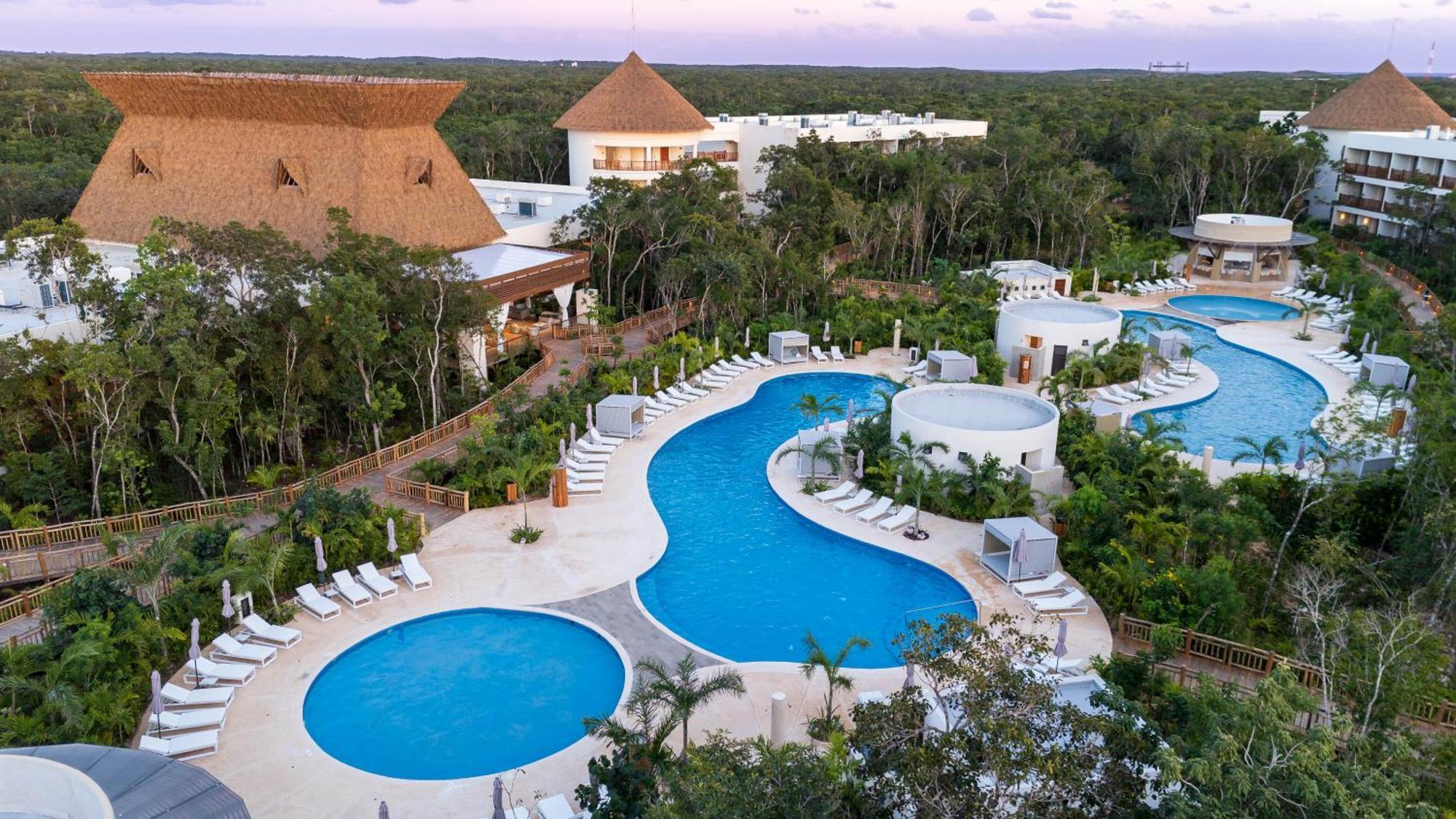 Mundo Maya Hotel 5*