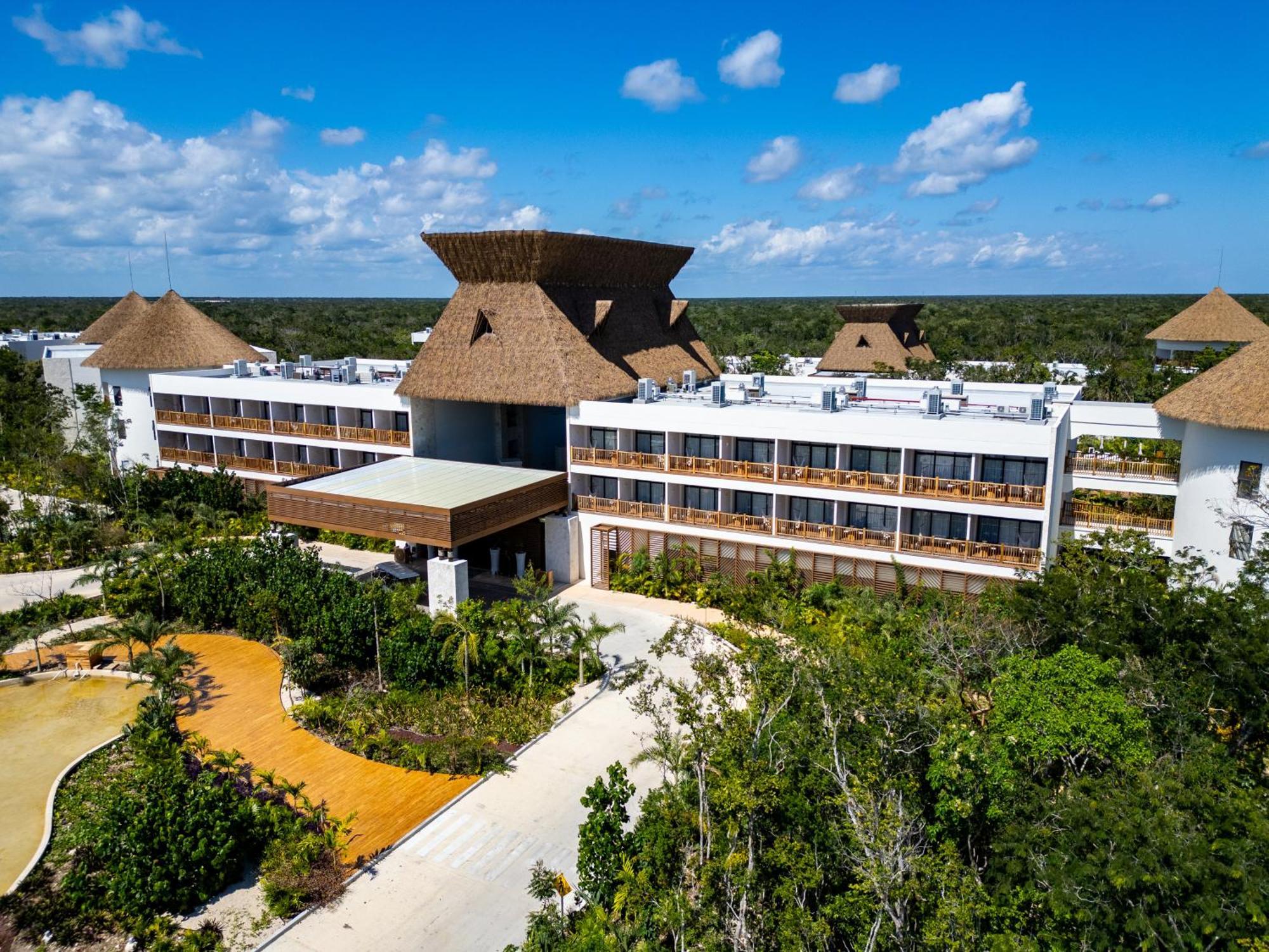 Mundo Maya Hotel