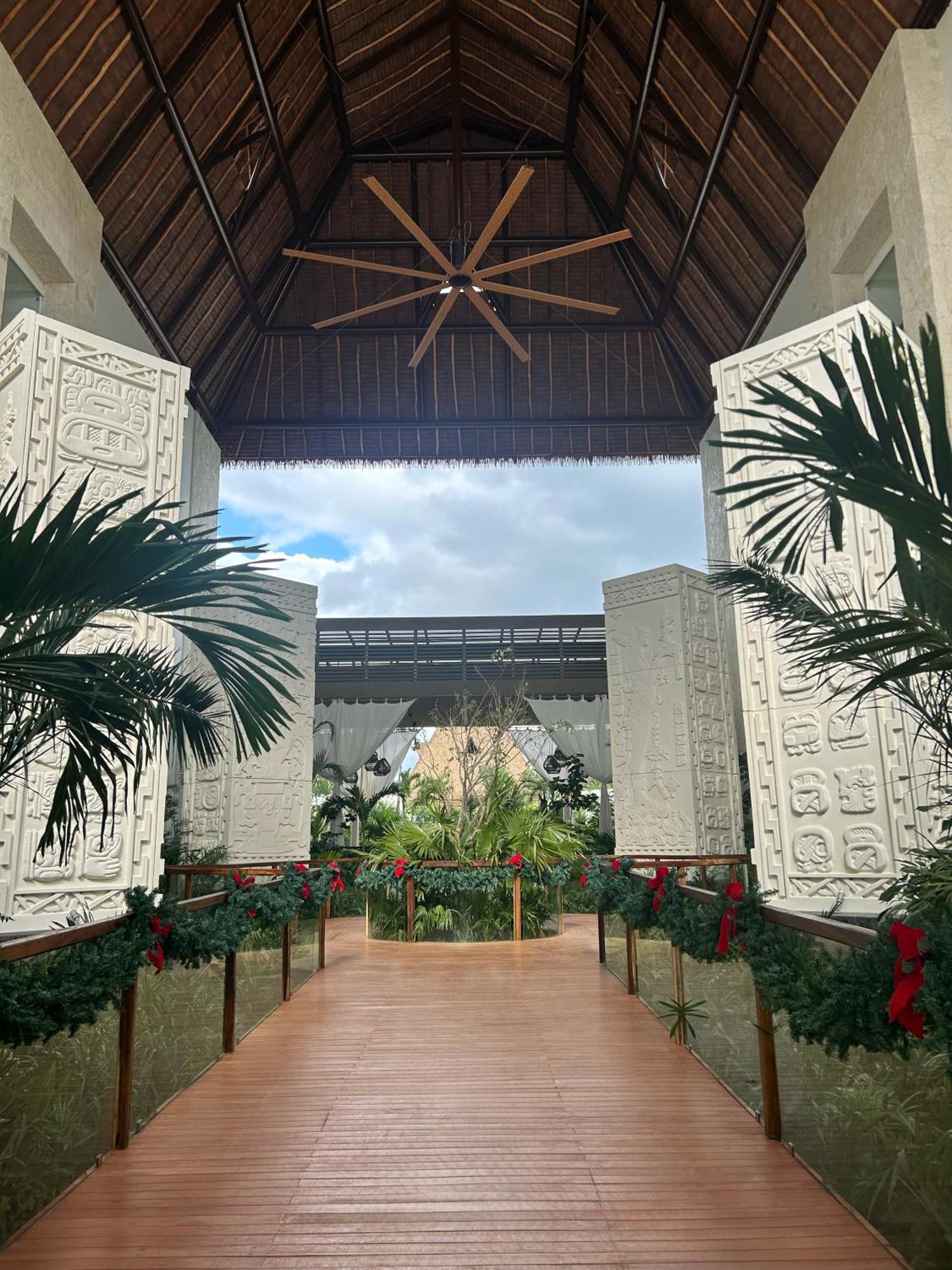 Mundo Maya Hotel