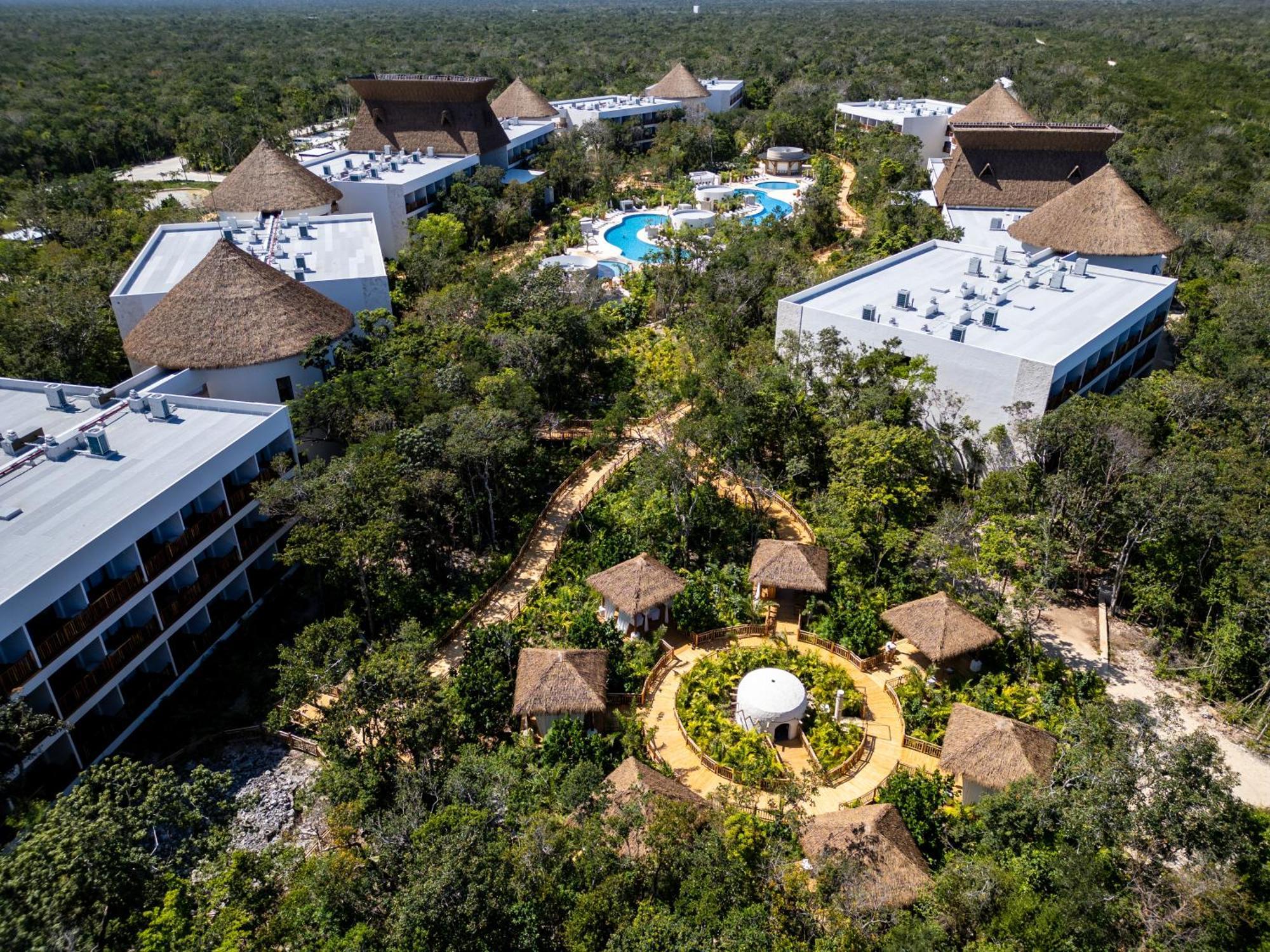 Hotel Mundo Maya Tulum