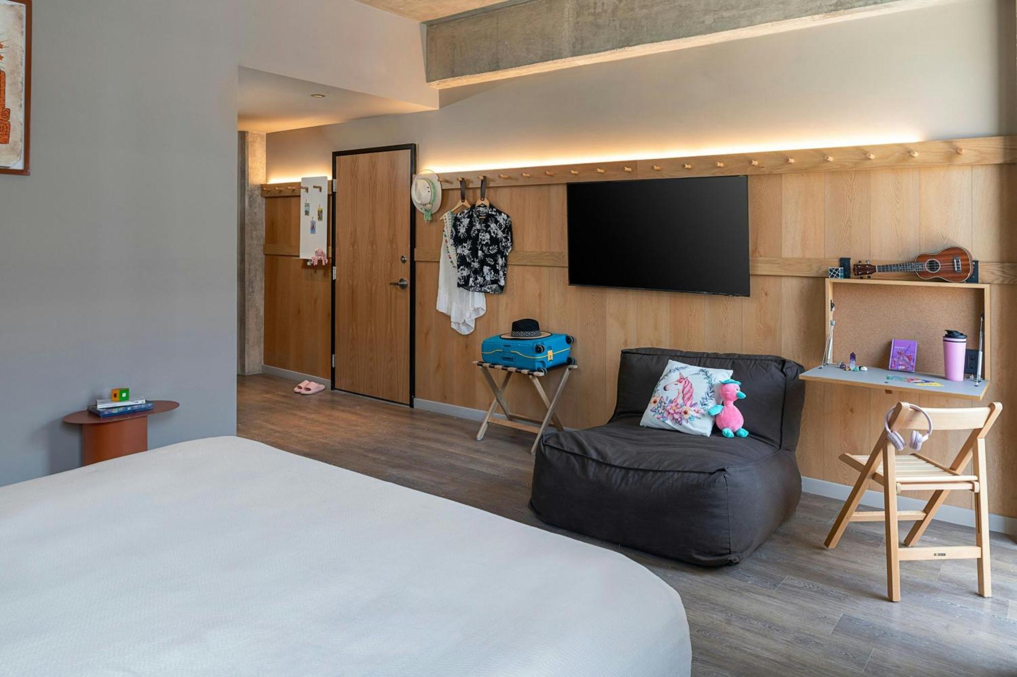 Moxy Hotel