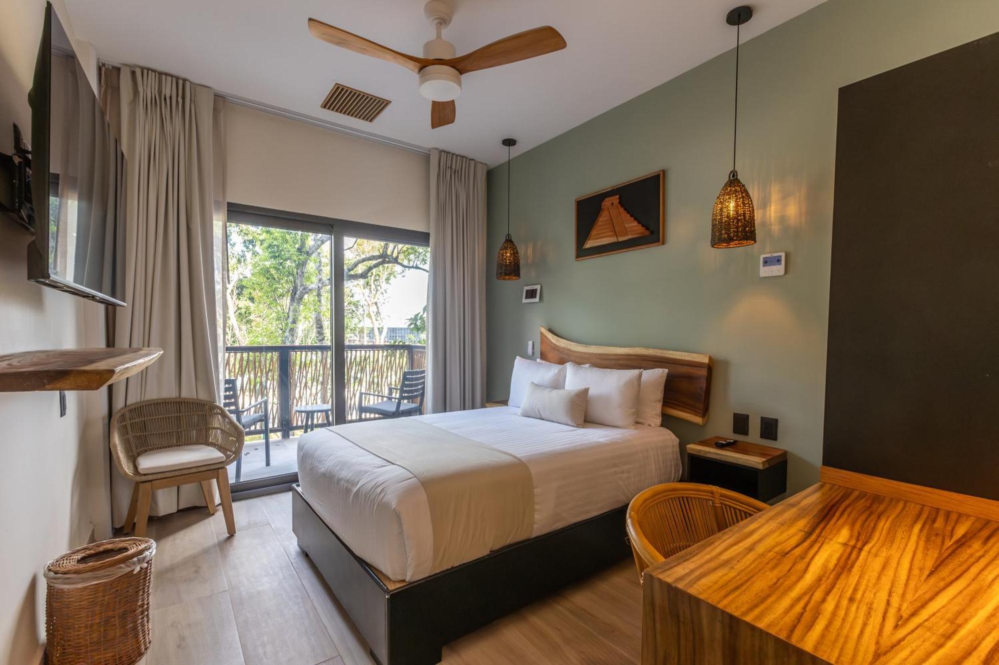 Mundo Maya Aeropuerto Hotel Tulum