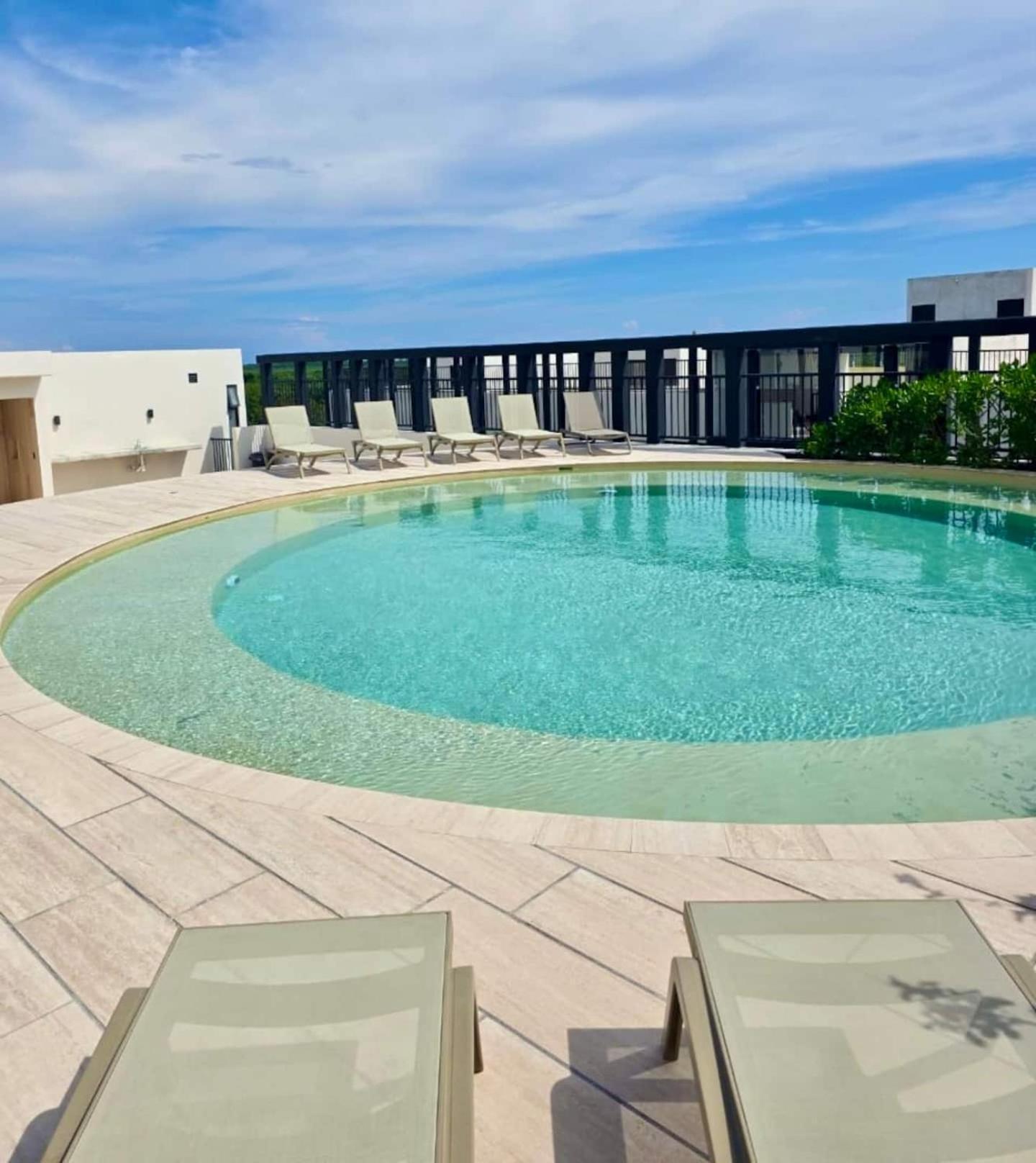 Holiday home 3br In Tuk Pool, Padel & Balcony *