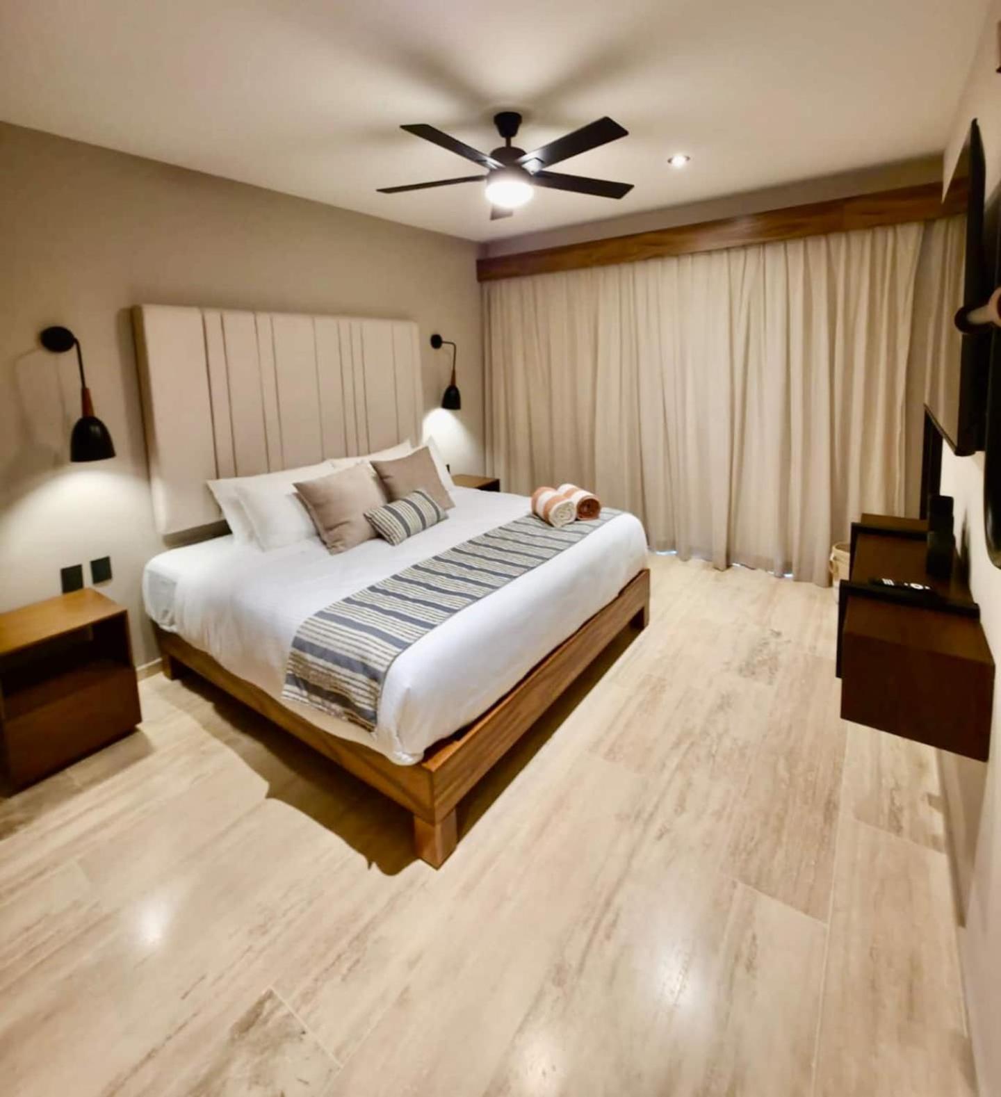 3br In Tuk Pool, Padel & Balcony