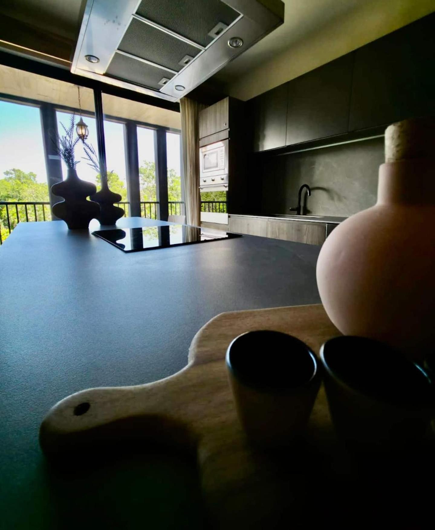 3br In Tuk Pool, Padel & Balcony Holiday home *