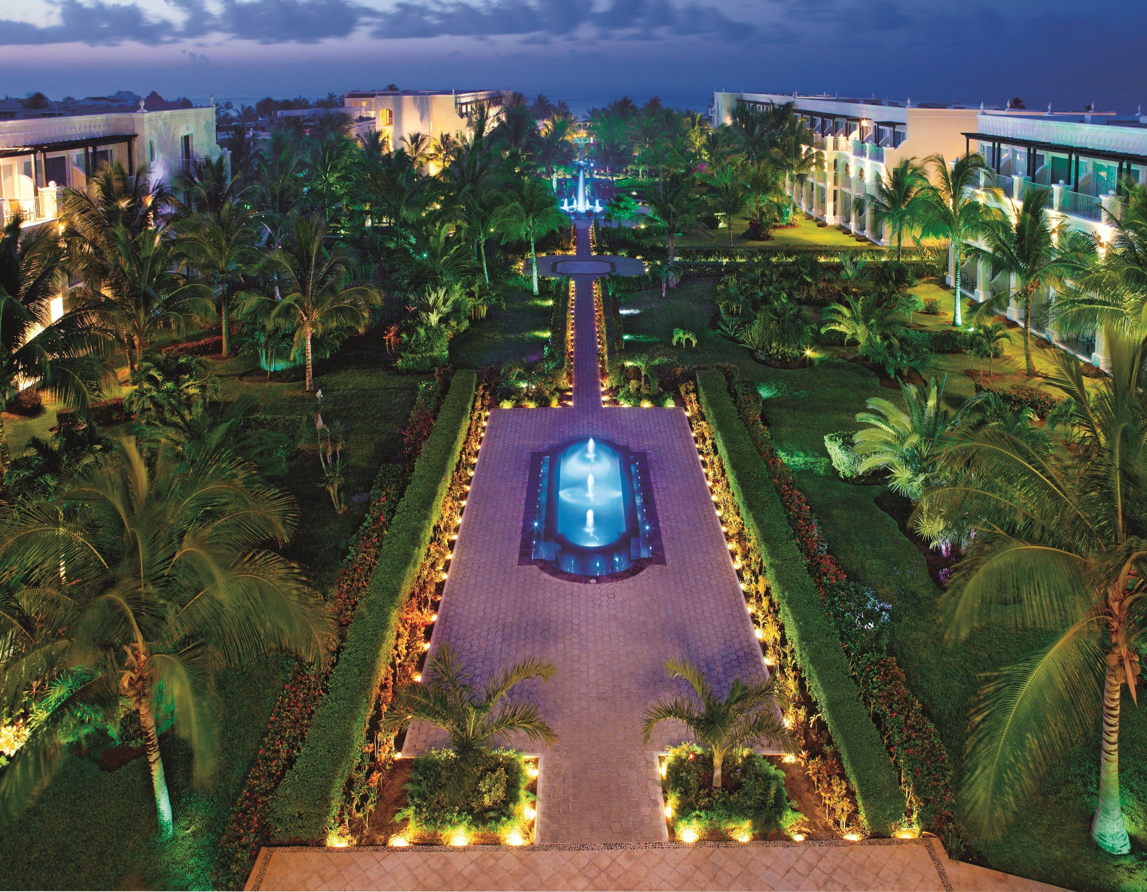 Dreams & Resort