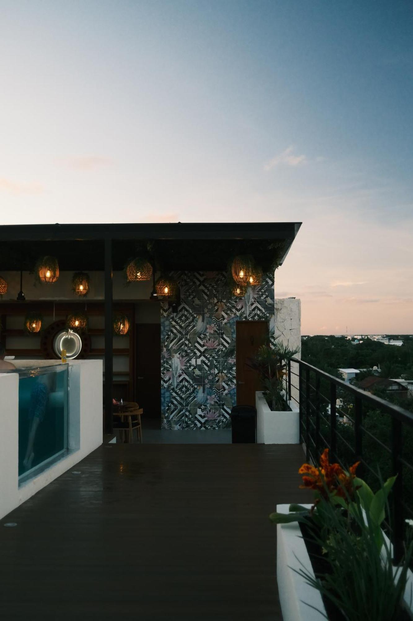 Downtown Penthouse With Private Pool, Rooftop Pool And Gym, Short Distance From Beaches, Restaurants & Nightlife Apartment Tulum