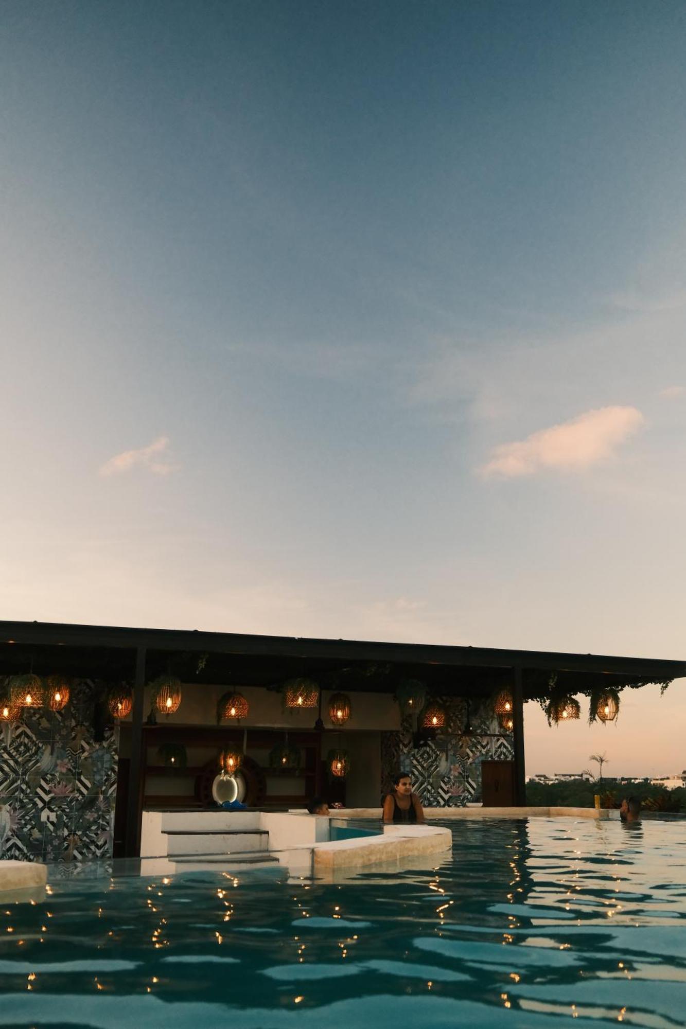 Downtown Penthouse With Private Pool, Rooftop Pool And Gym, Short Distance From Beaches, Restaurants & Nightlife * Tulum